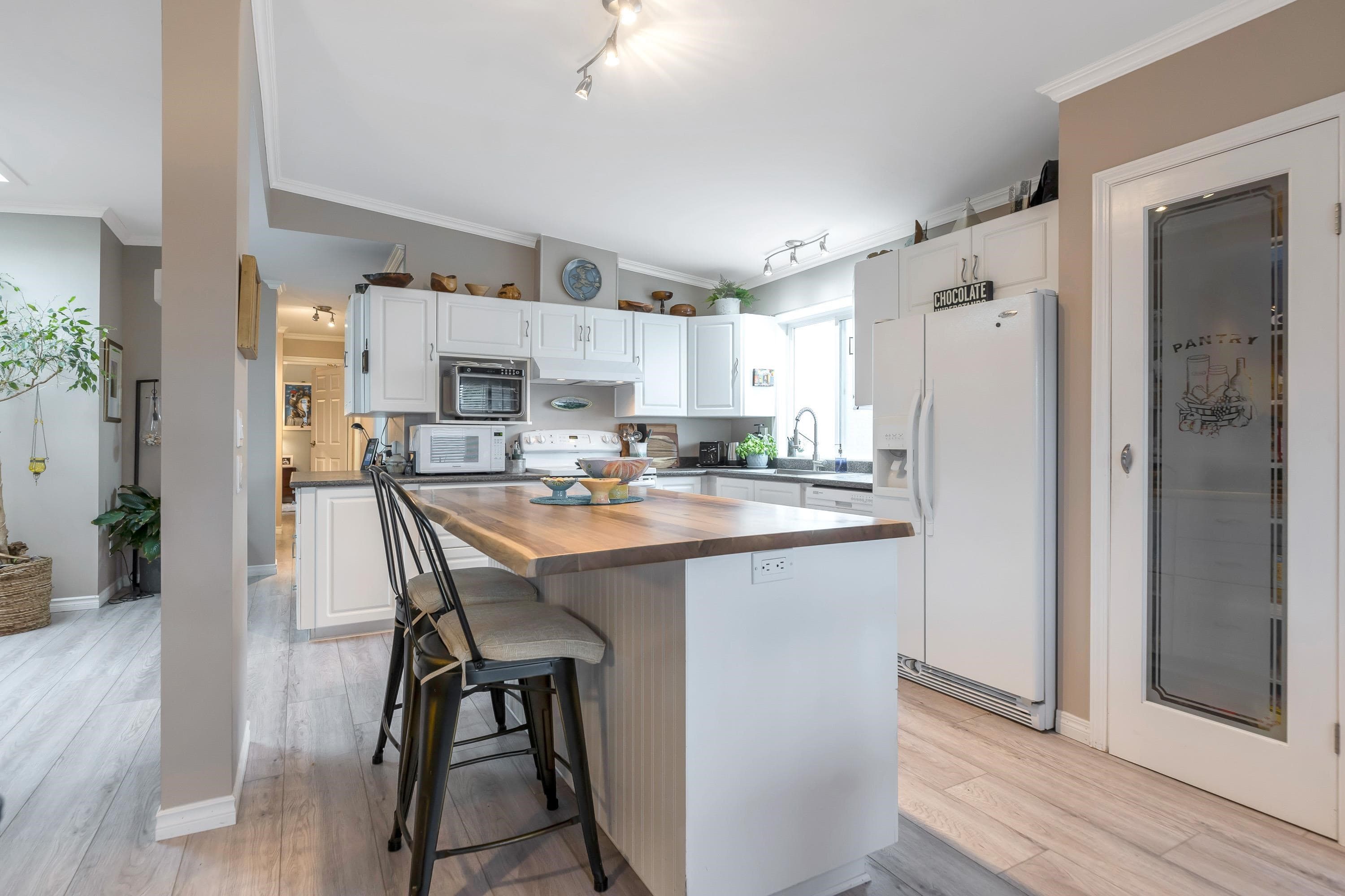 9 - 1640 162 Street, Surrey
