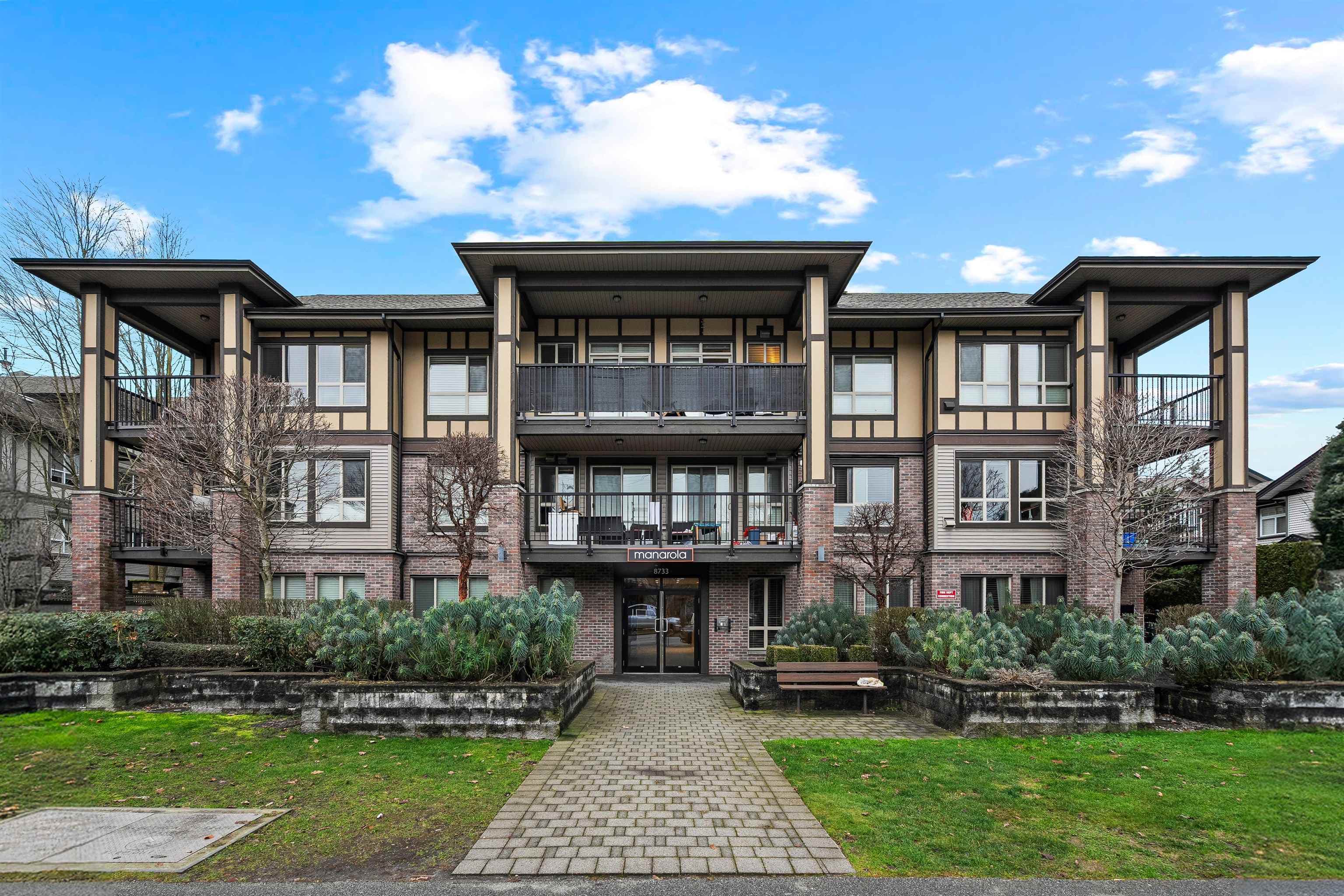 215 - 8733 160 Street, Surrey