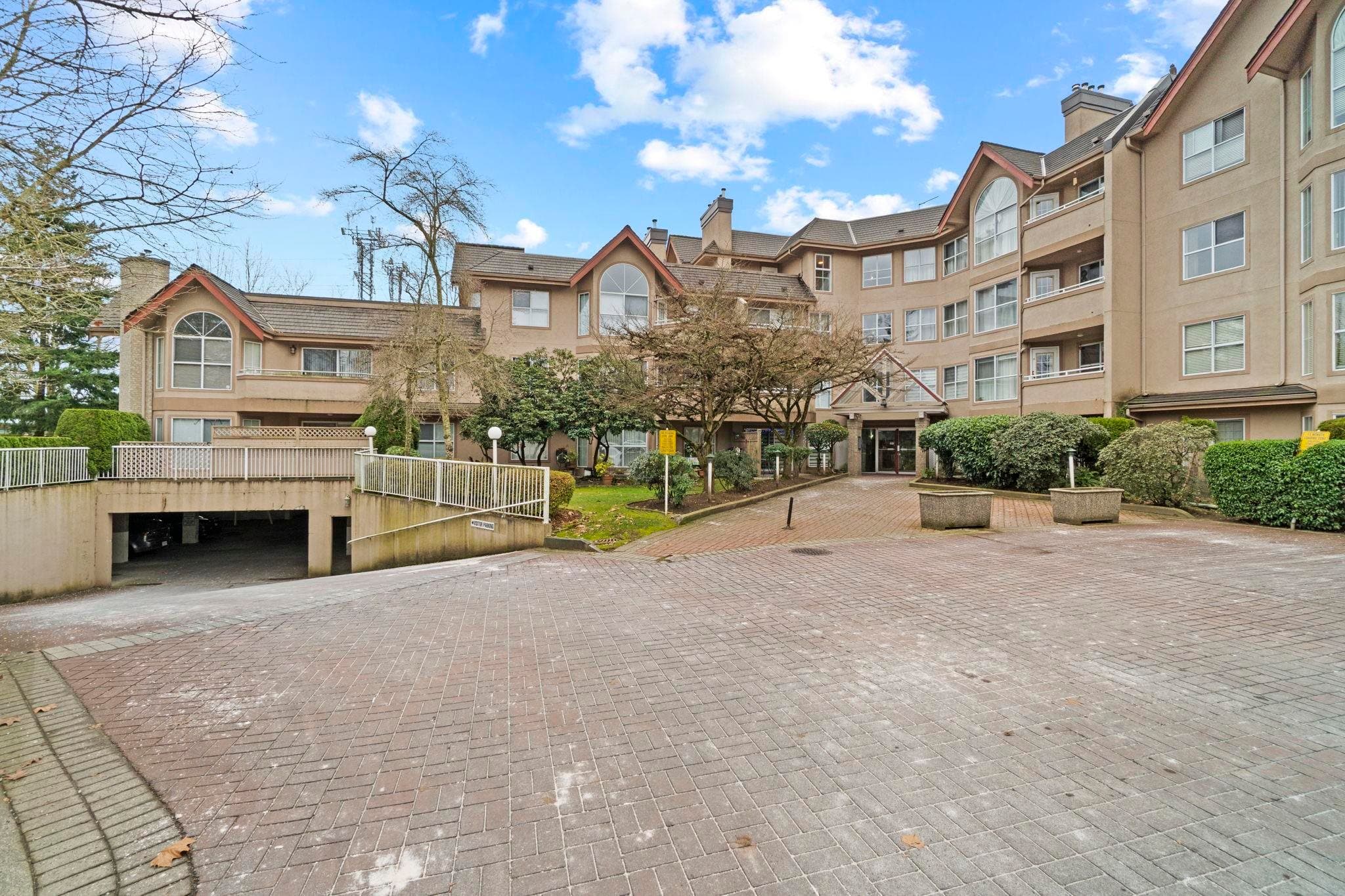 103 - 7435 121a Street, Surrey, V3W 0W8 — photo 1