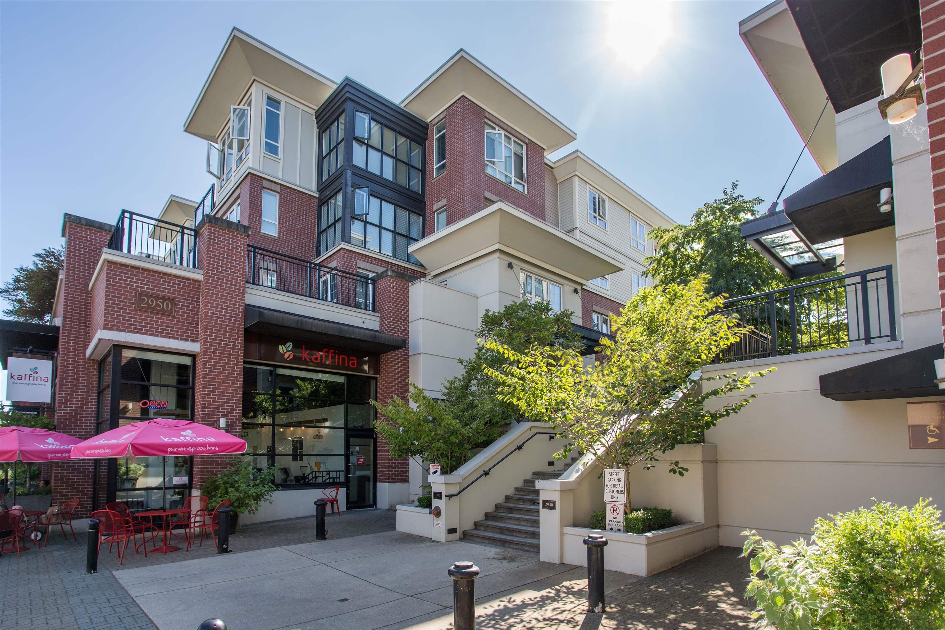 156 - 2950 King George Boulevard, Surrey, V4P 0E5 — photo 3