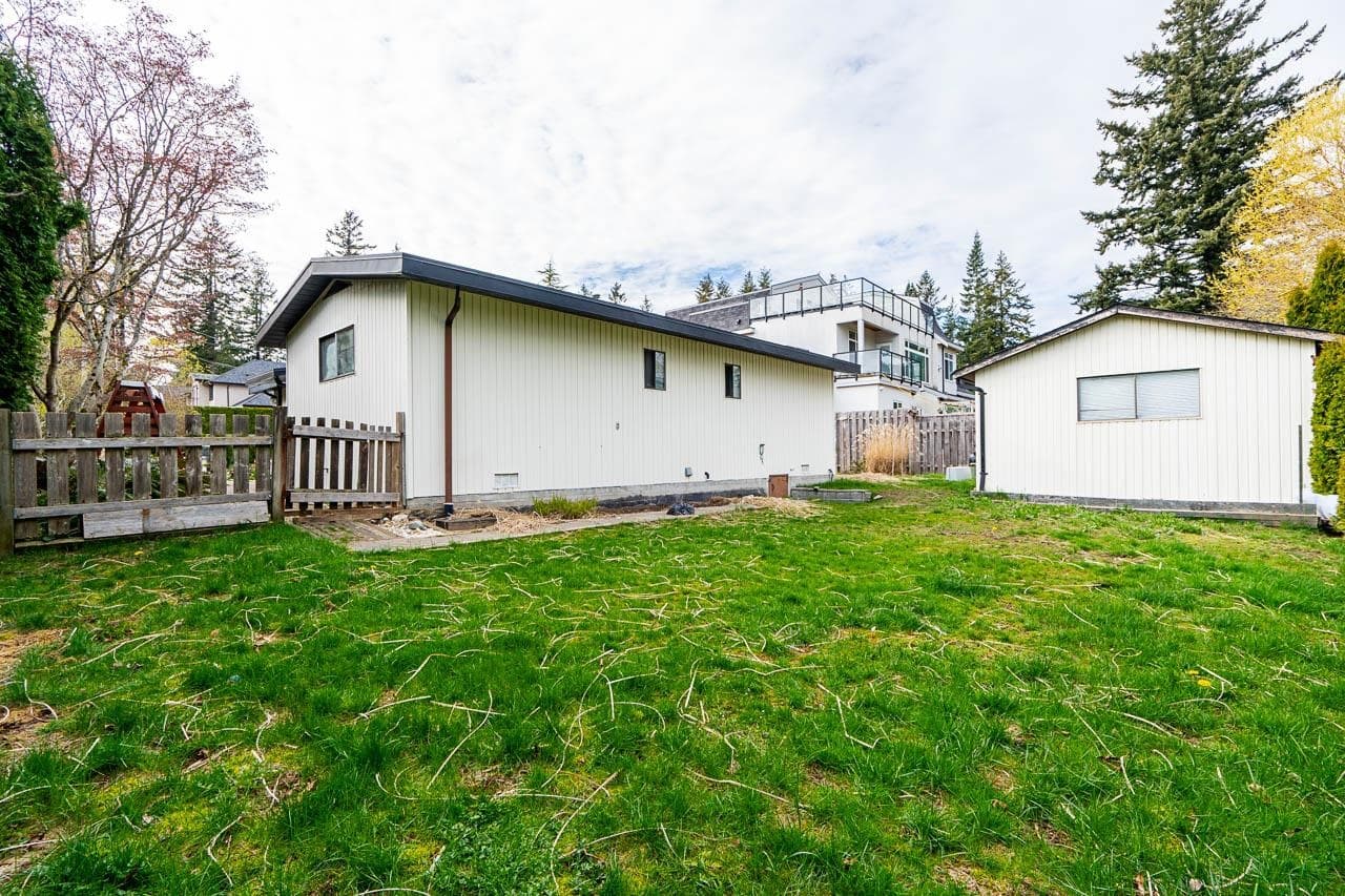 1766 139 Street, Surrey, V4A 4G7 — photo 5