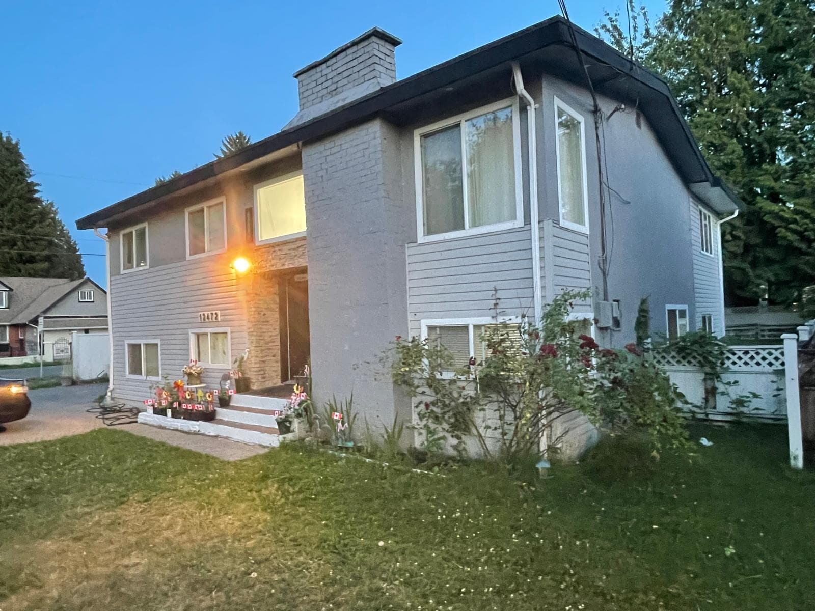 12472 100 Avenue, Surrey, V3V 2X5 — photo 3