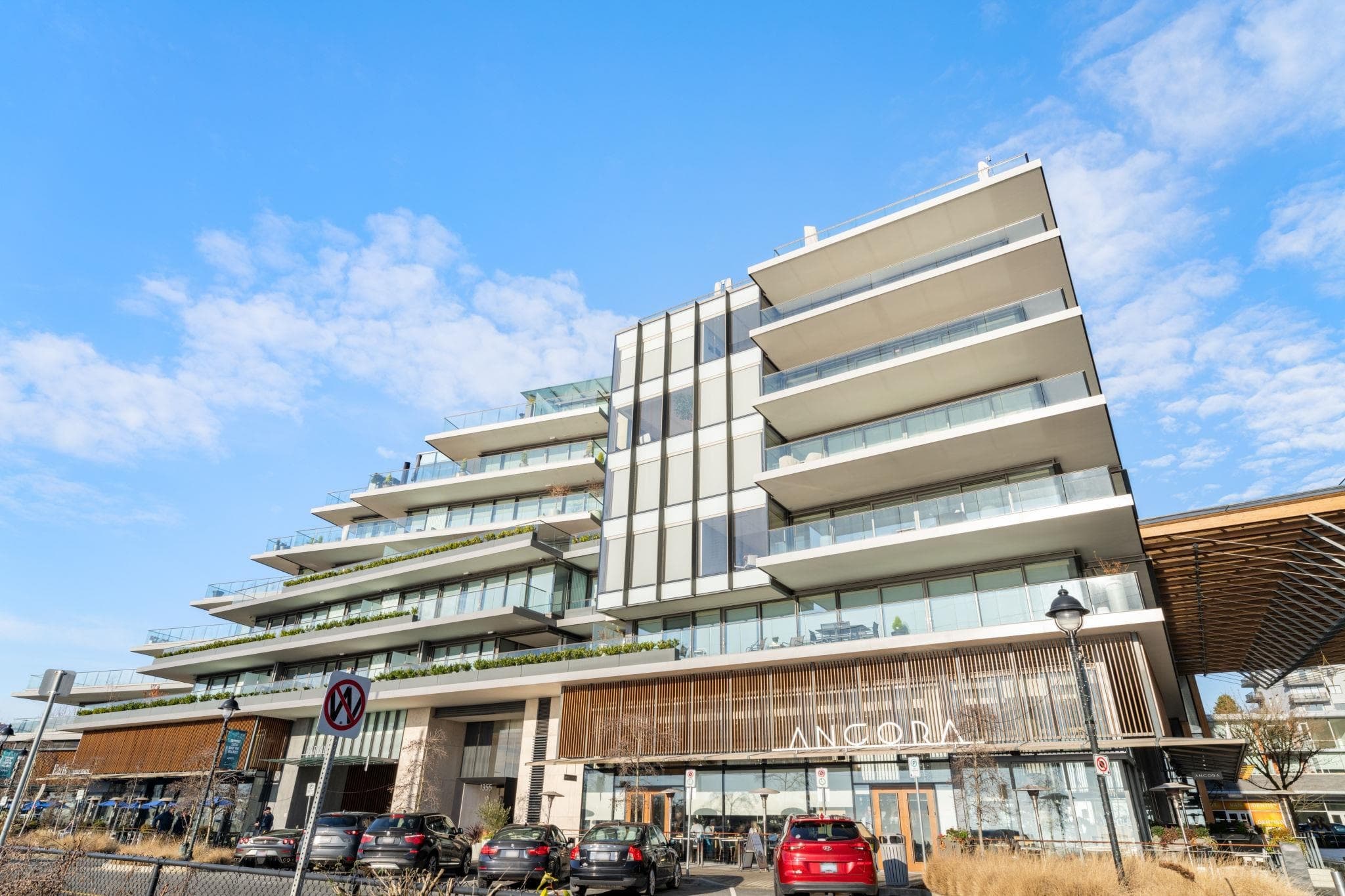 409 - 1355 Bellevue Avenue, West Vancouver, V7T 0B4 — photo 1