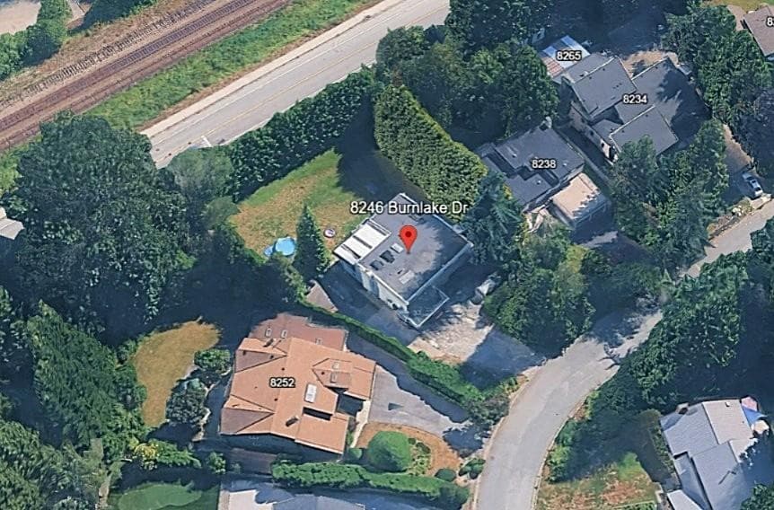 8246 Burnlake Drive, Burnaby, V5A 3K9 — photo 3
