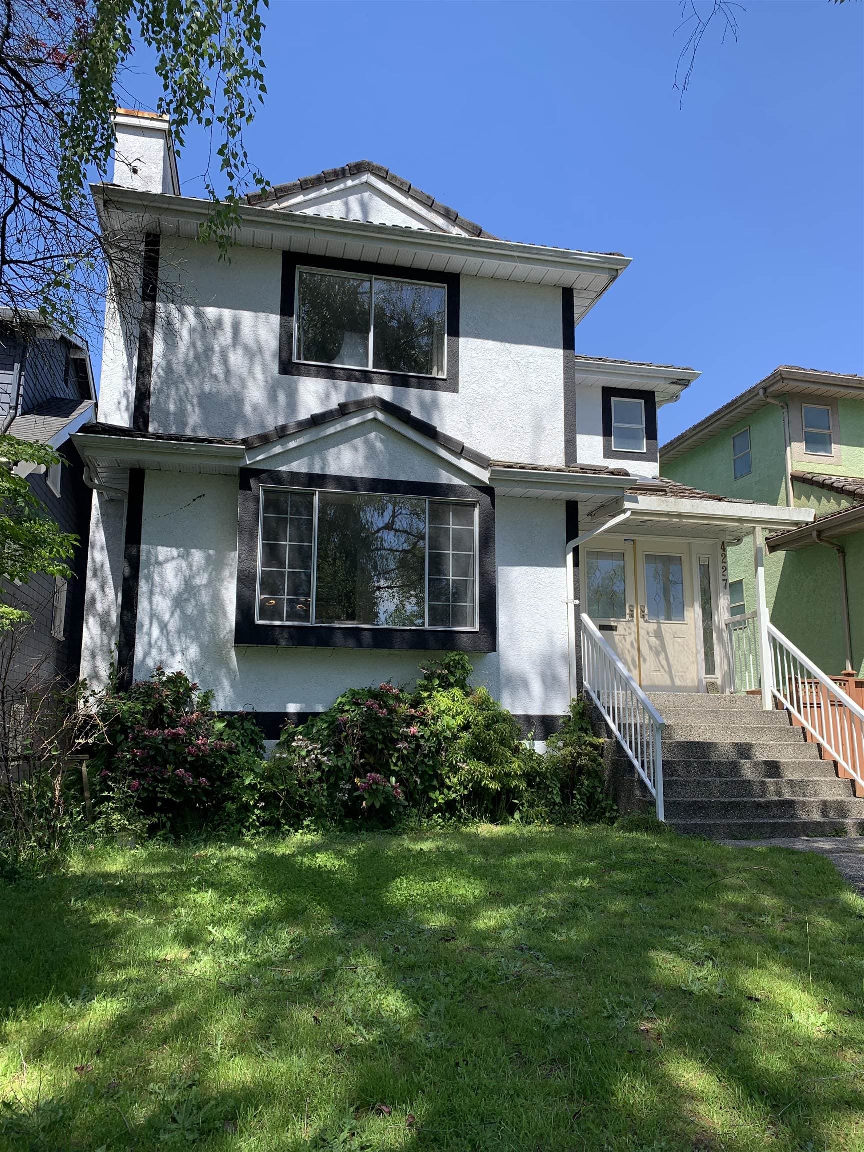 4227 W 14th Avenue, Vancouver, V6R 2X7 — photo 1