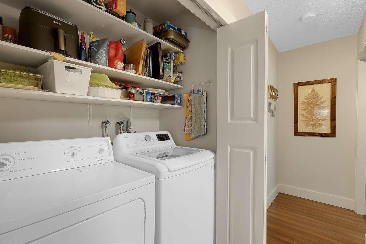 202 - 1460 Martin Street, White Rock, V4B 3W7 — photo 5