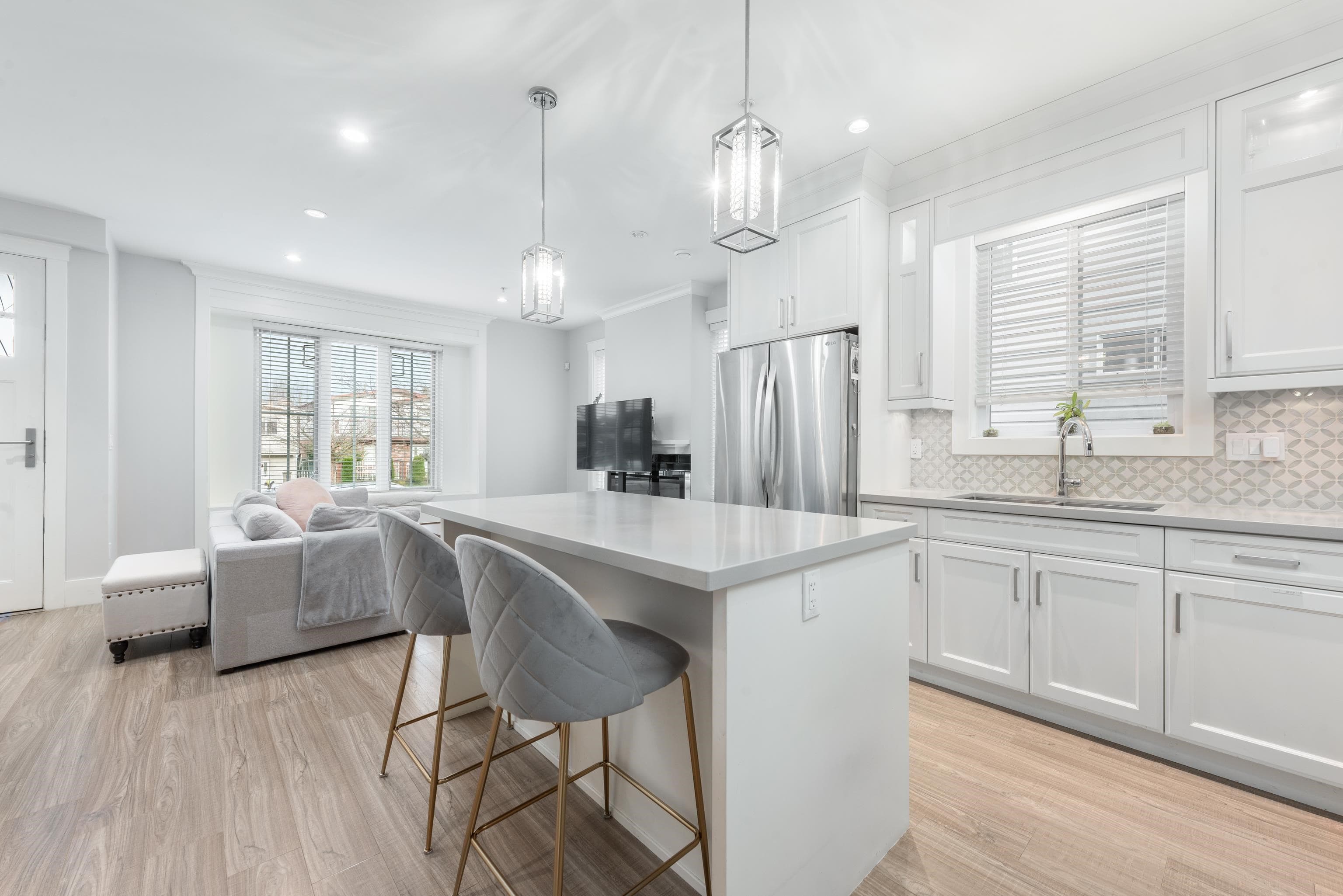 2496 Brock Street, Vancouver, V5R 2R4 — photo 5