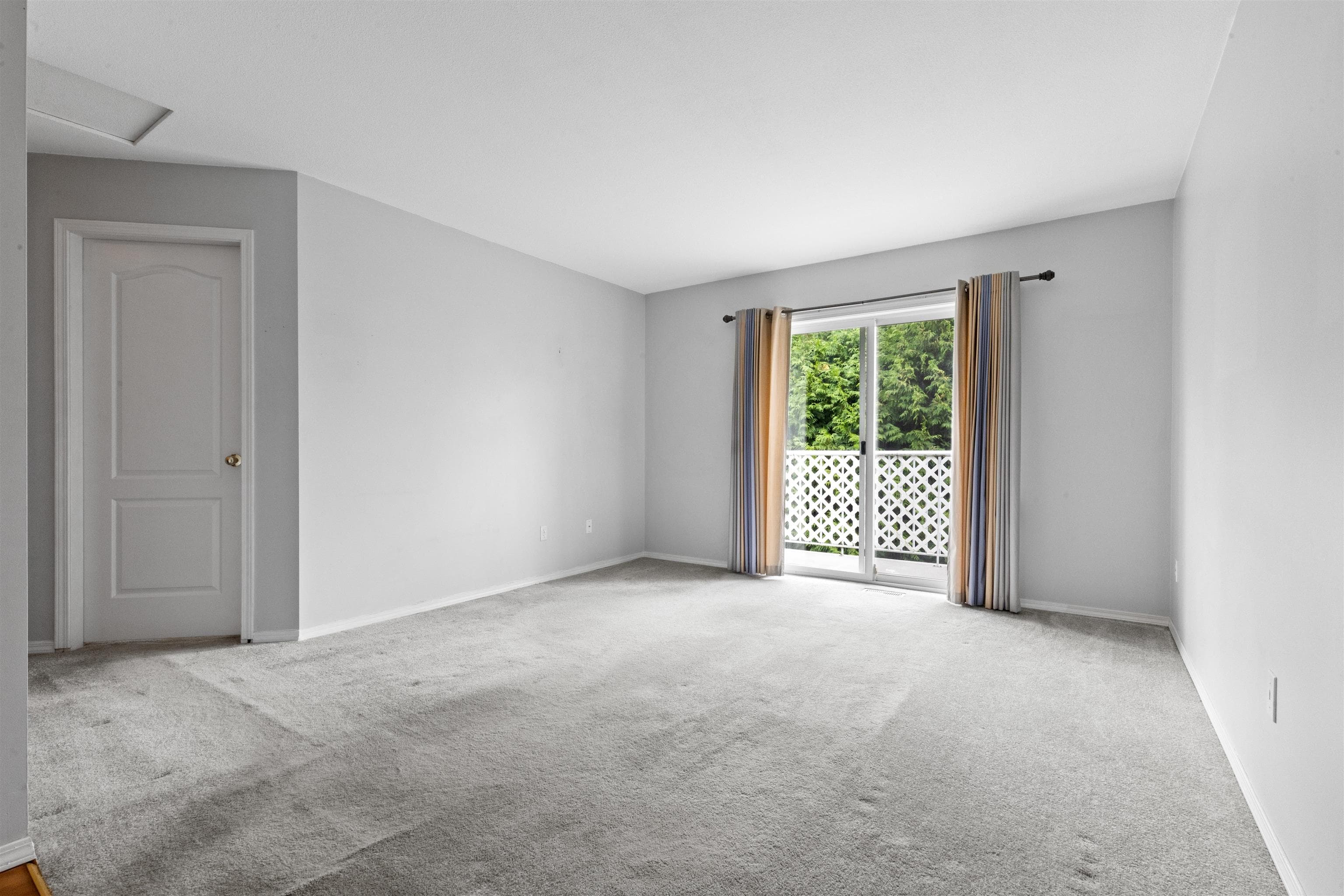 10 - 5770 Vedder Road, Chilliwack, V2R 3V6 — photo 4