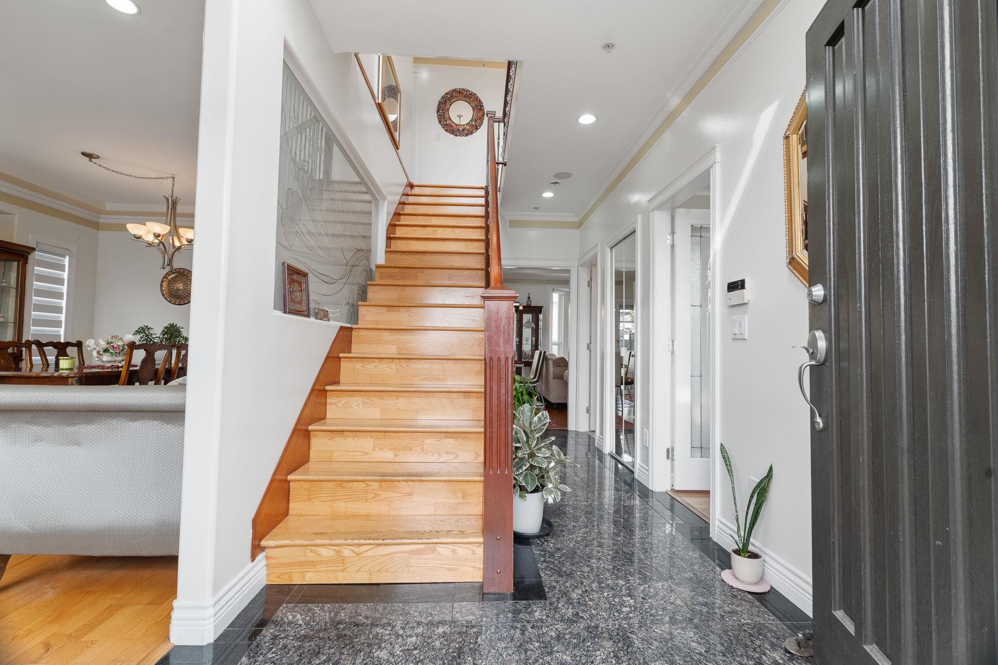 339 E 63rd Avenue, Vancouver, V5X 2J8 — photo 5