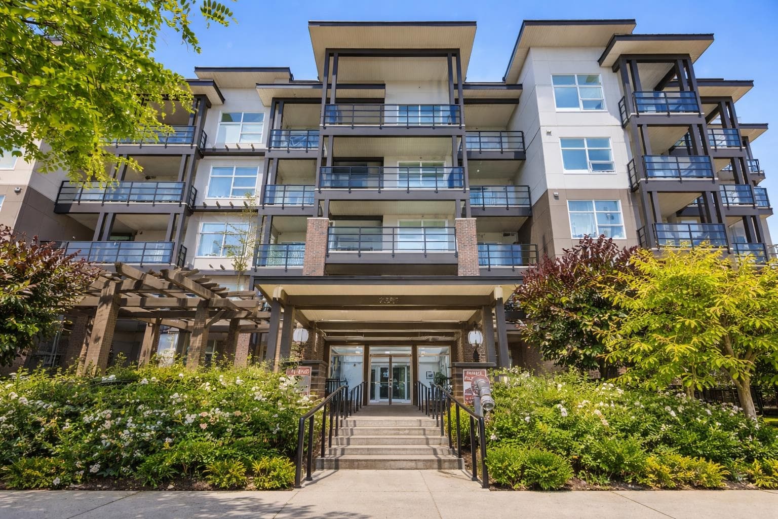 306 - 22577 Royal Crescent, Maple Ridge, V2X 2M2 — photo 2