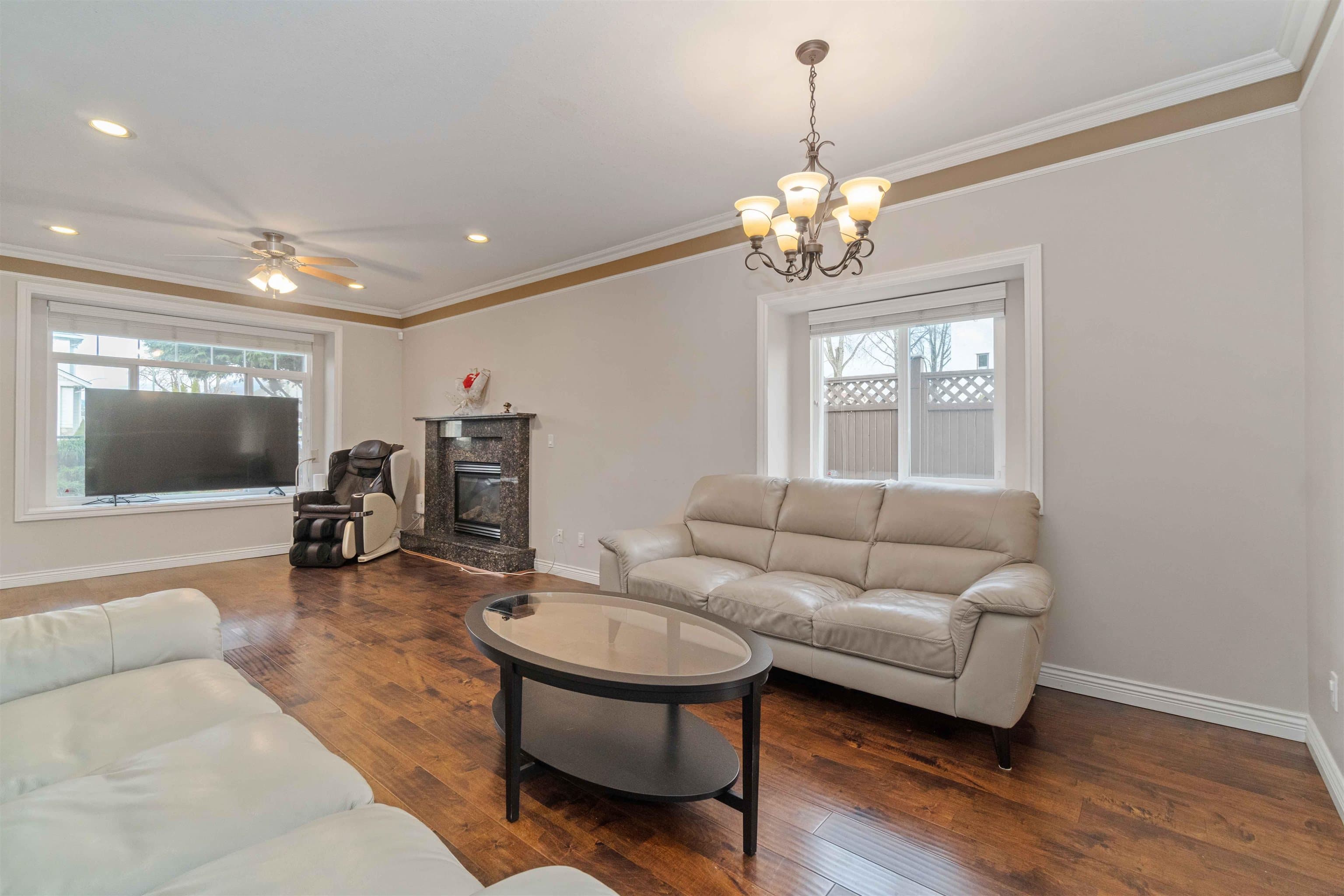4292 Parker Street, Burnaby, V5C 3C3 — photo 5