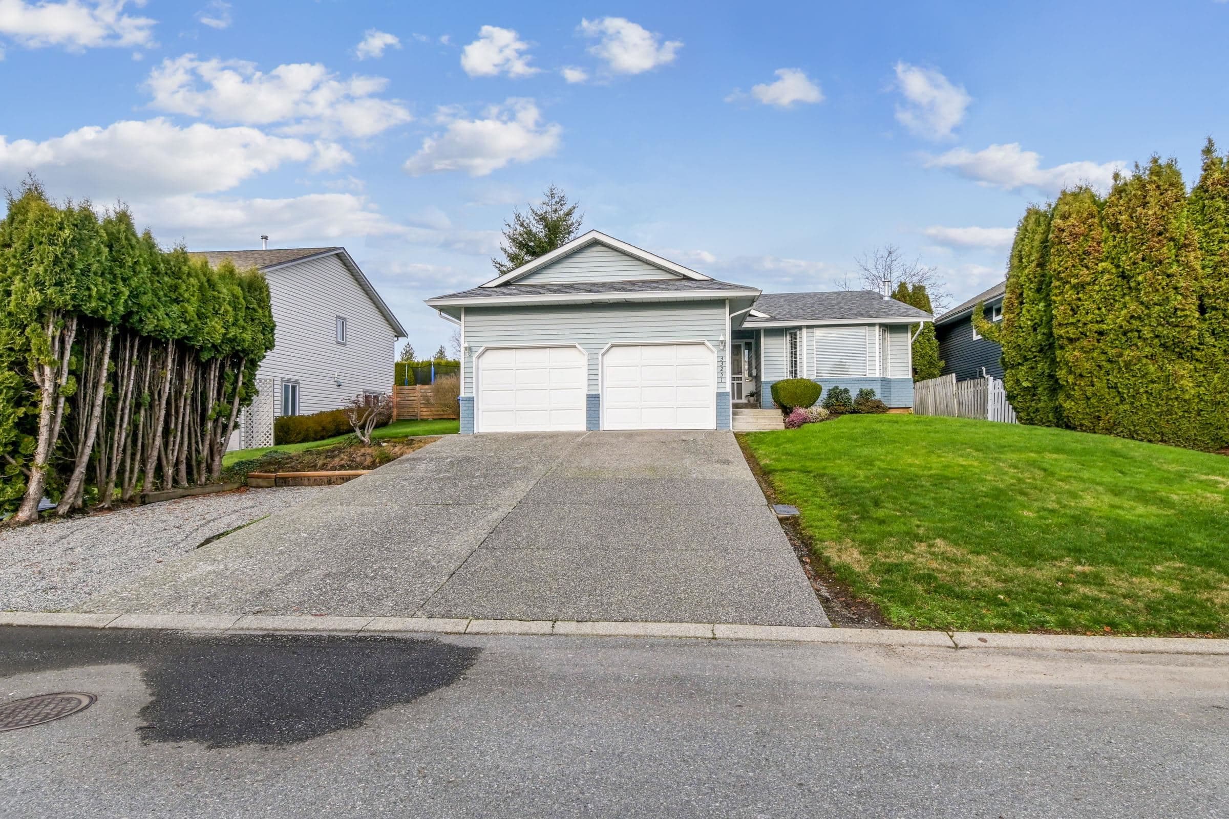 33251 Terry Fox Avenue, Abbotsford, V2S 6T9 — photo 1