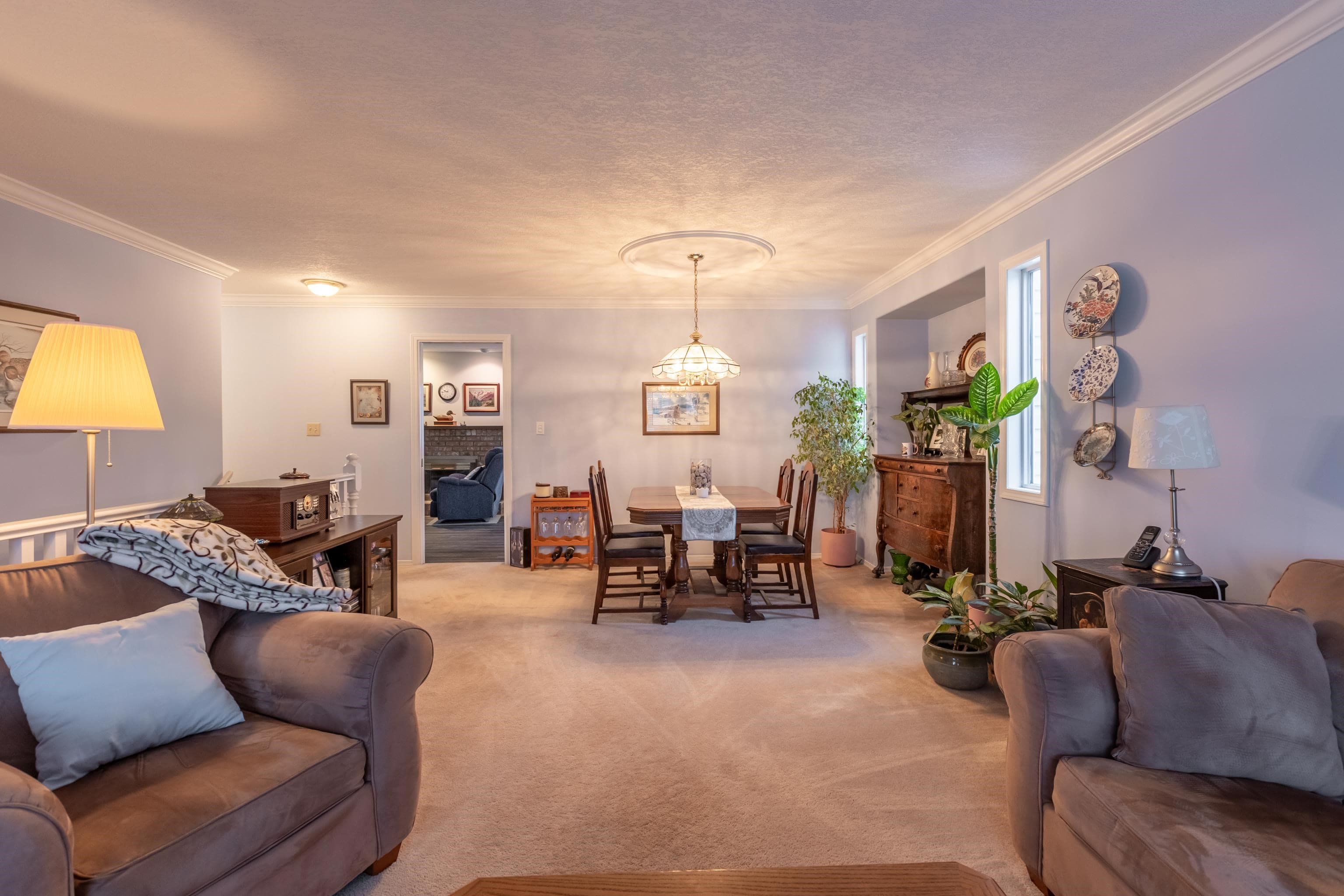 2774 Dehavilland Place, Abbotsford, V2T 5E2 — photo 3