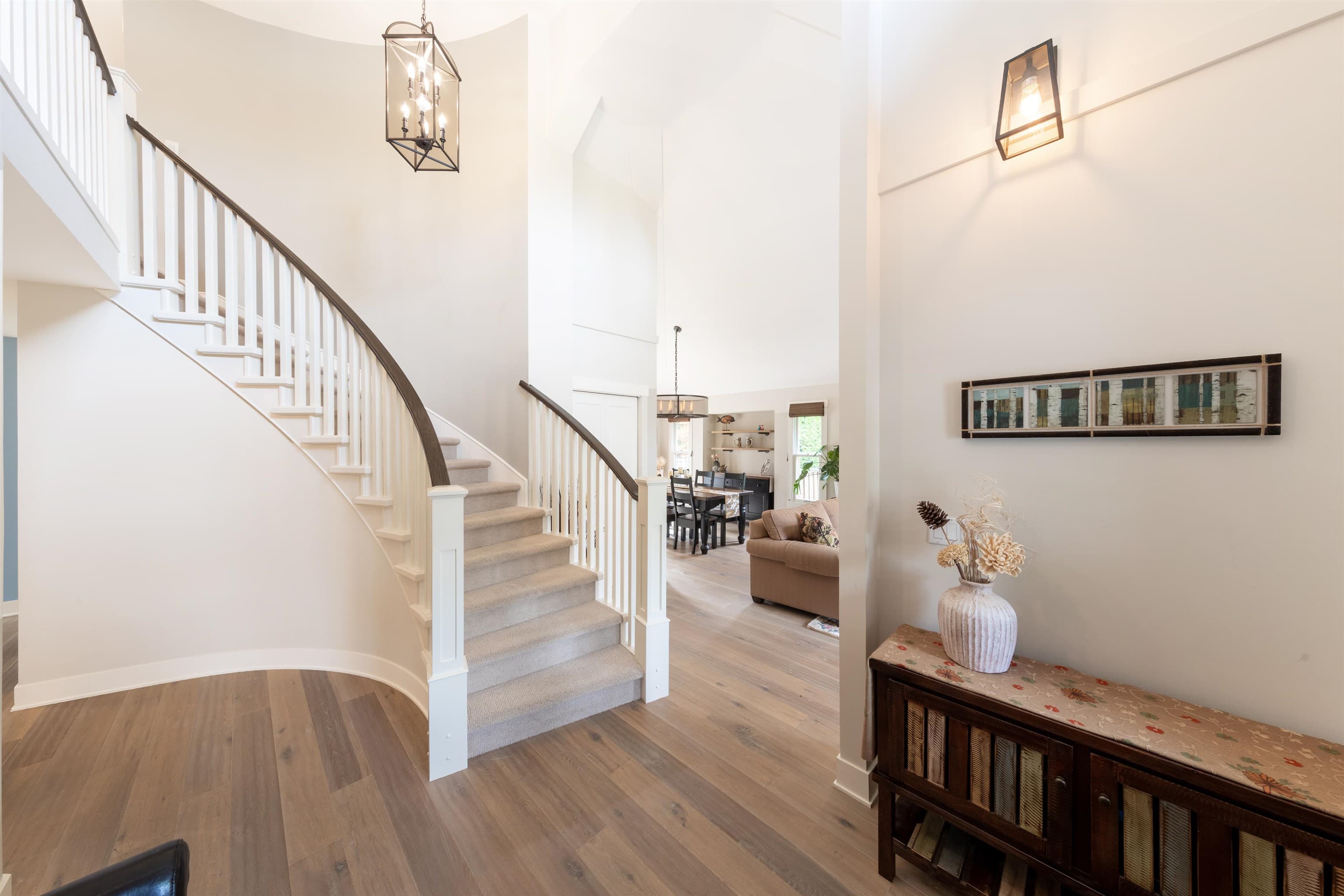 12576 18 Avenue, Surrey, V4A 1V7 — photo 3
