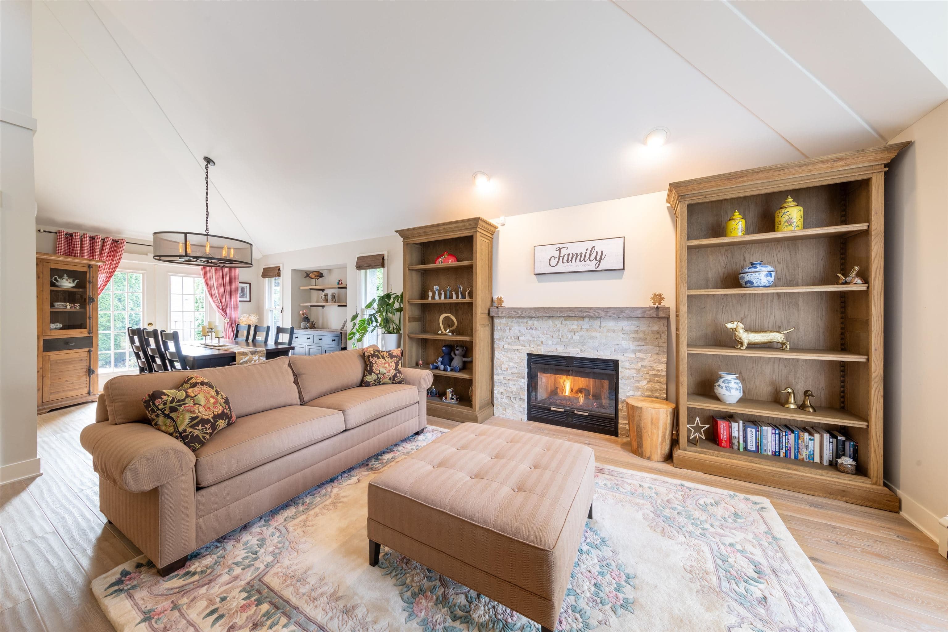 12576 18 Avenue, Surrey, V4A 1V7 — photo 5