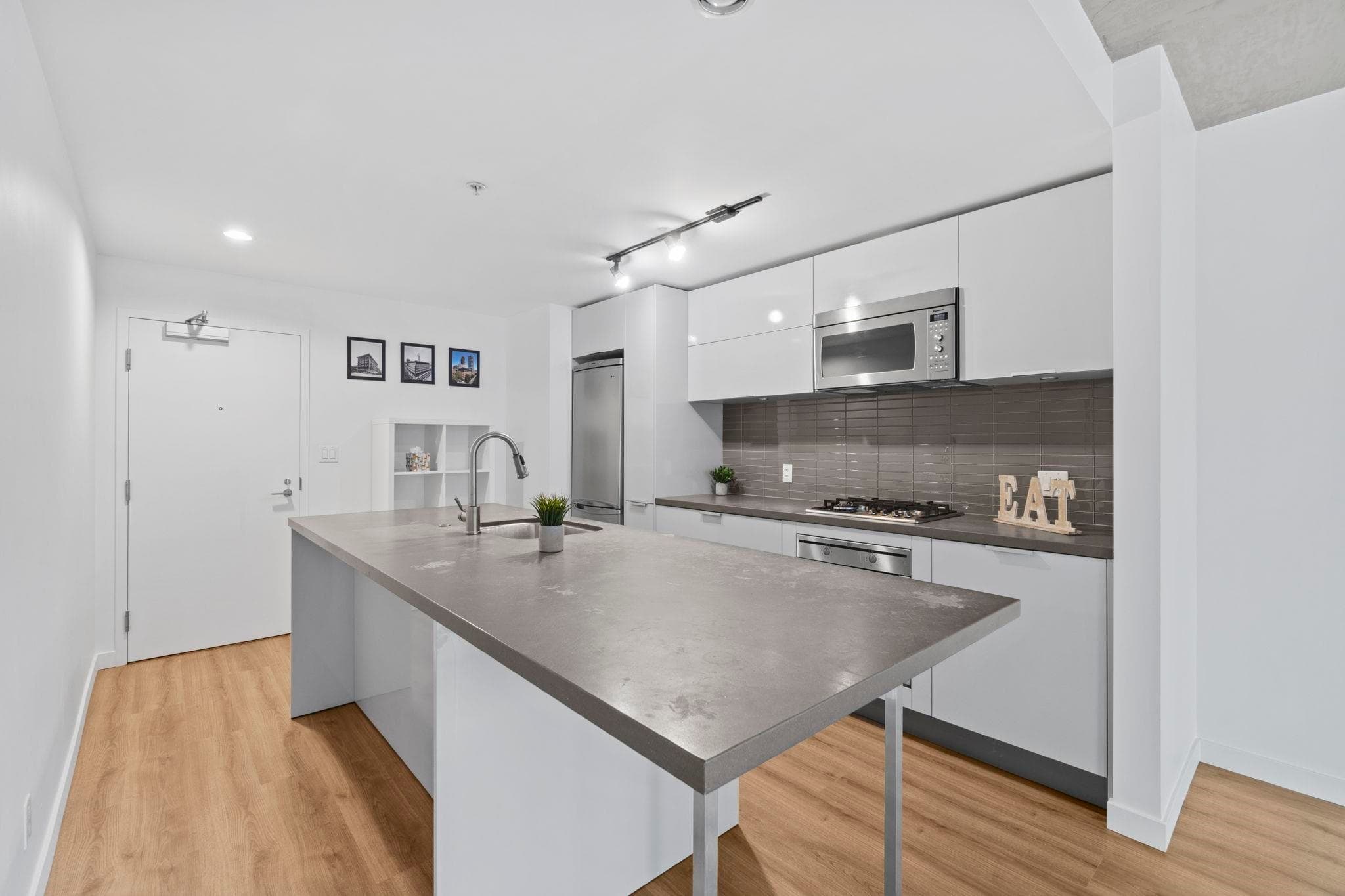 1707 - 108 W Cordova Street, Vancouver, V6B 0G5 — photo 3