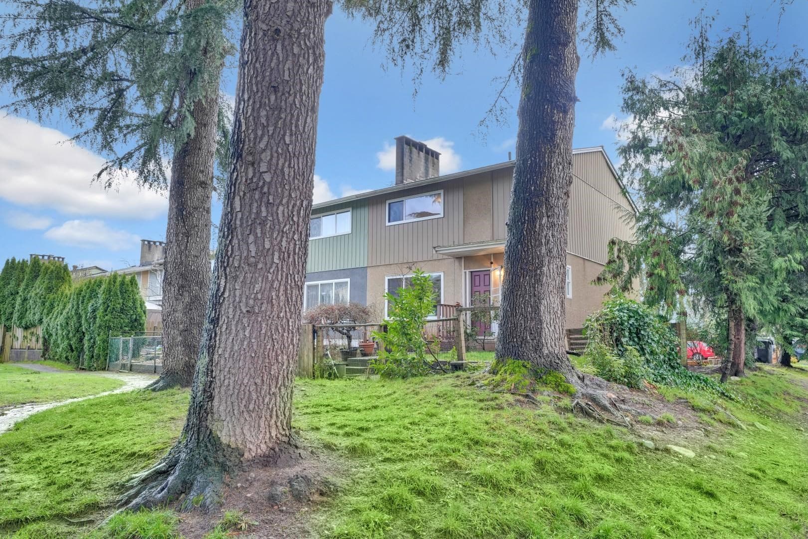 2158 Sandra Way, Port Coquitlam, V3C 1A6 — photo 4