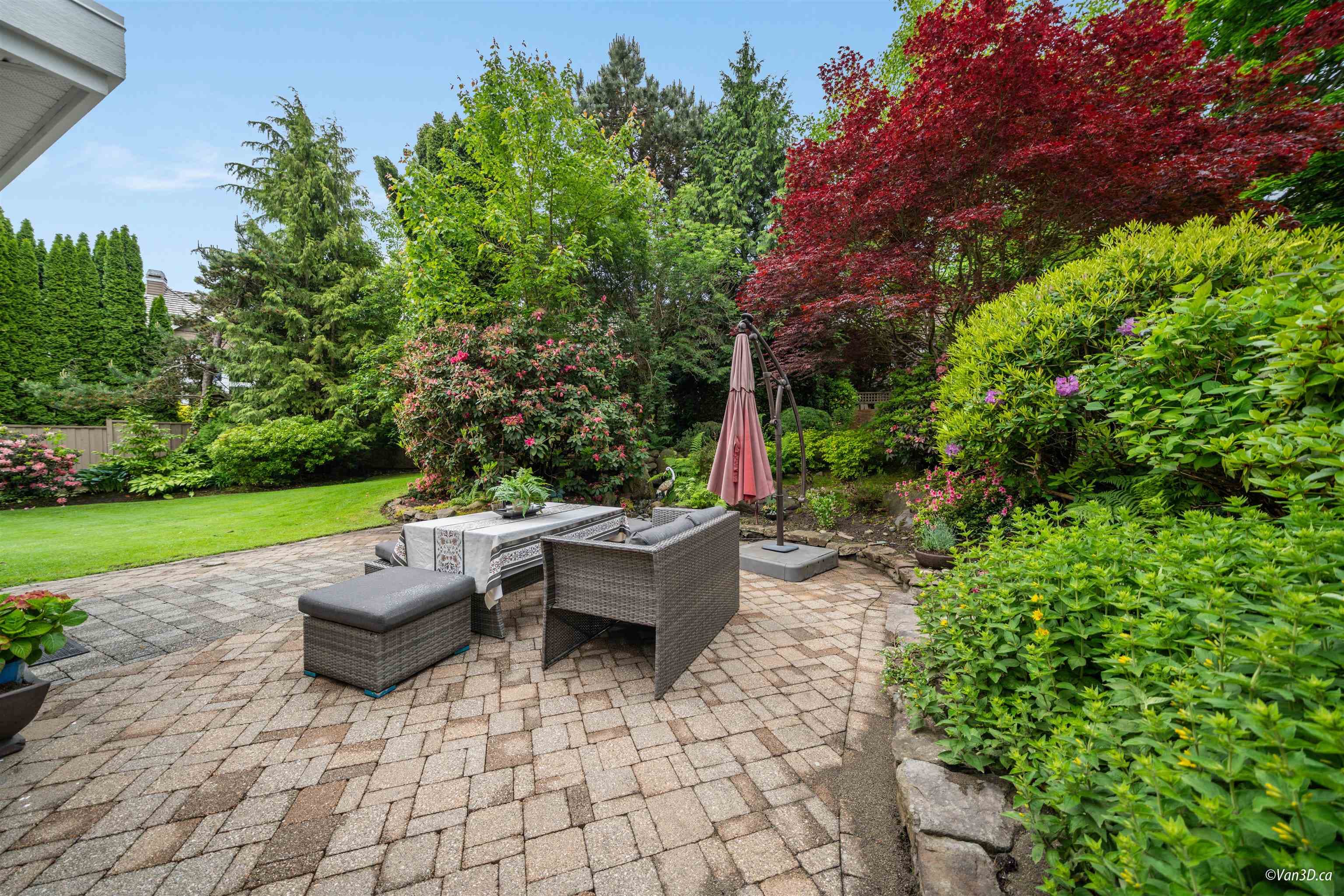 15828 Somerset Place, Surrey