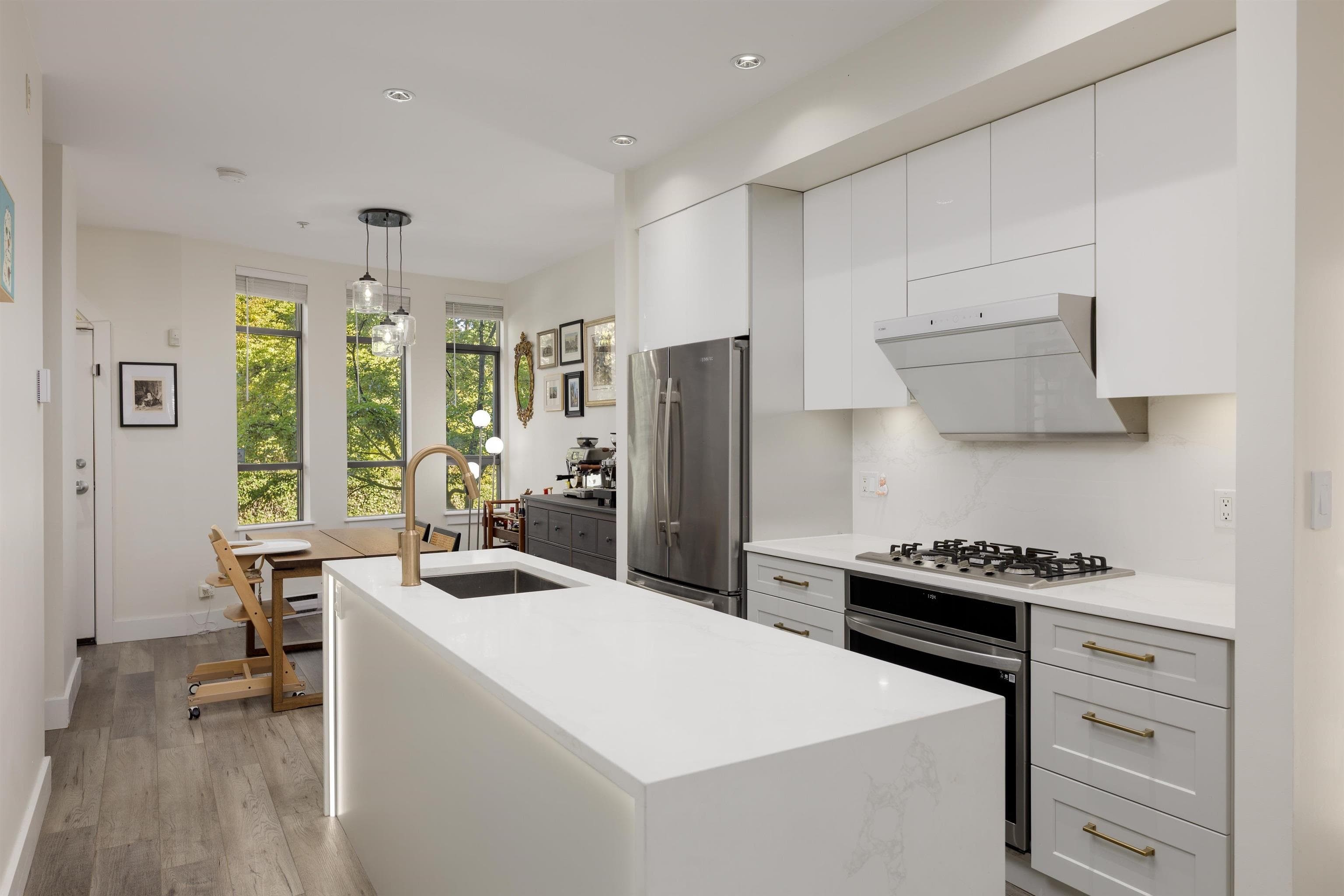 828 W 6th Avenue, Vancouver, V5Z 1A6 — photo 3