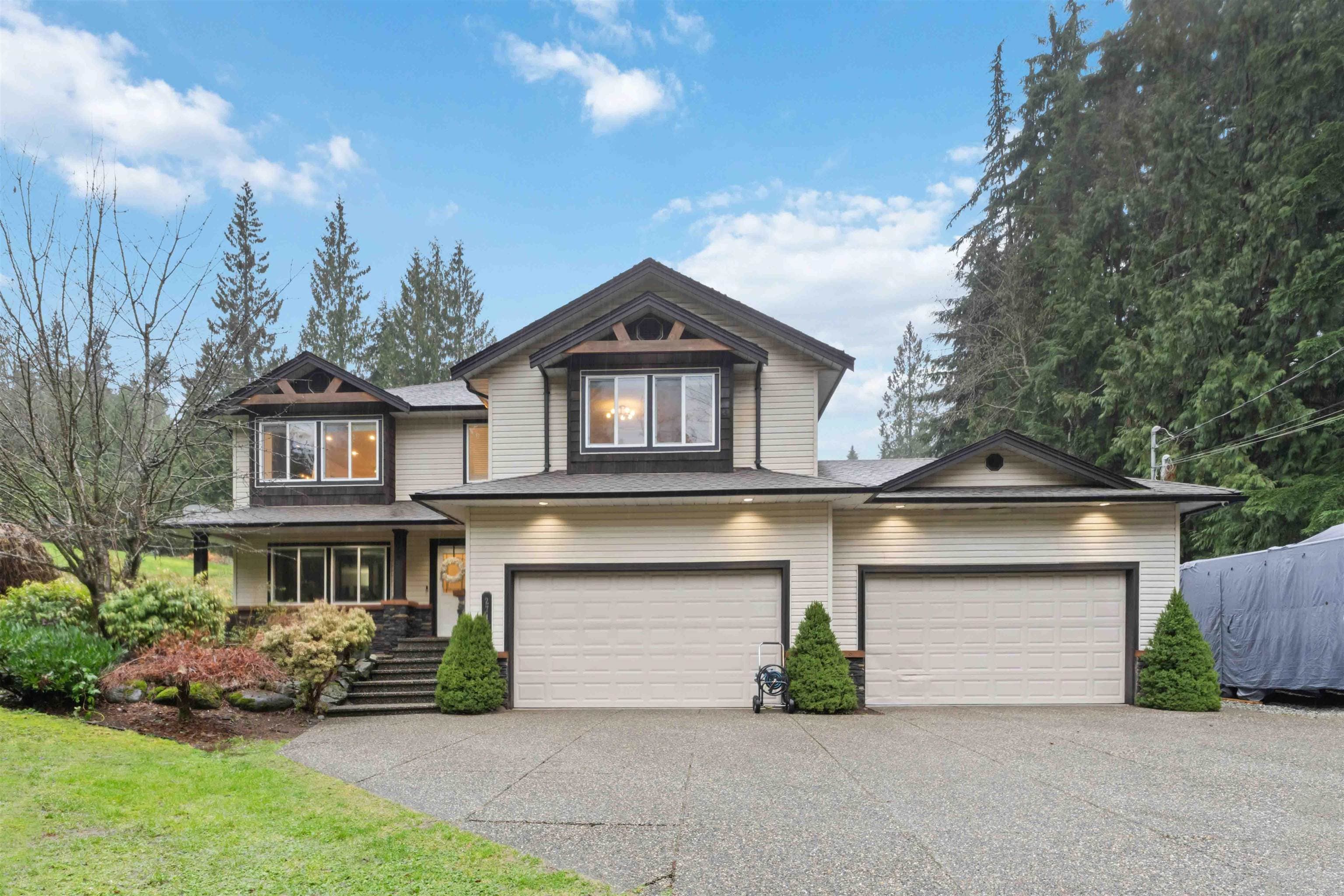 27111 122 Avenue, Maple Ridge, V2W 1C2 — photo 1