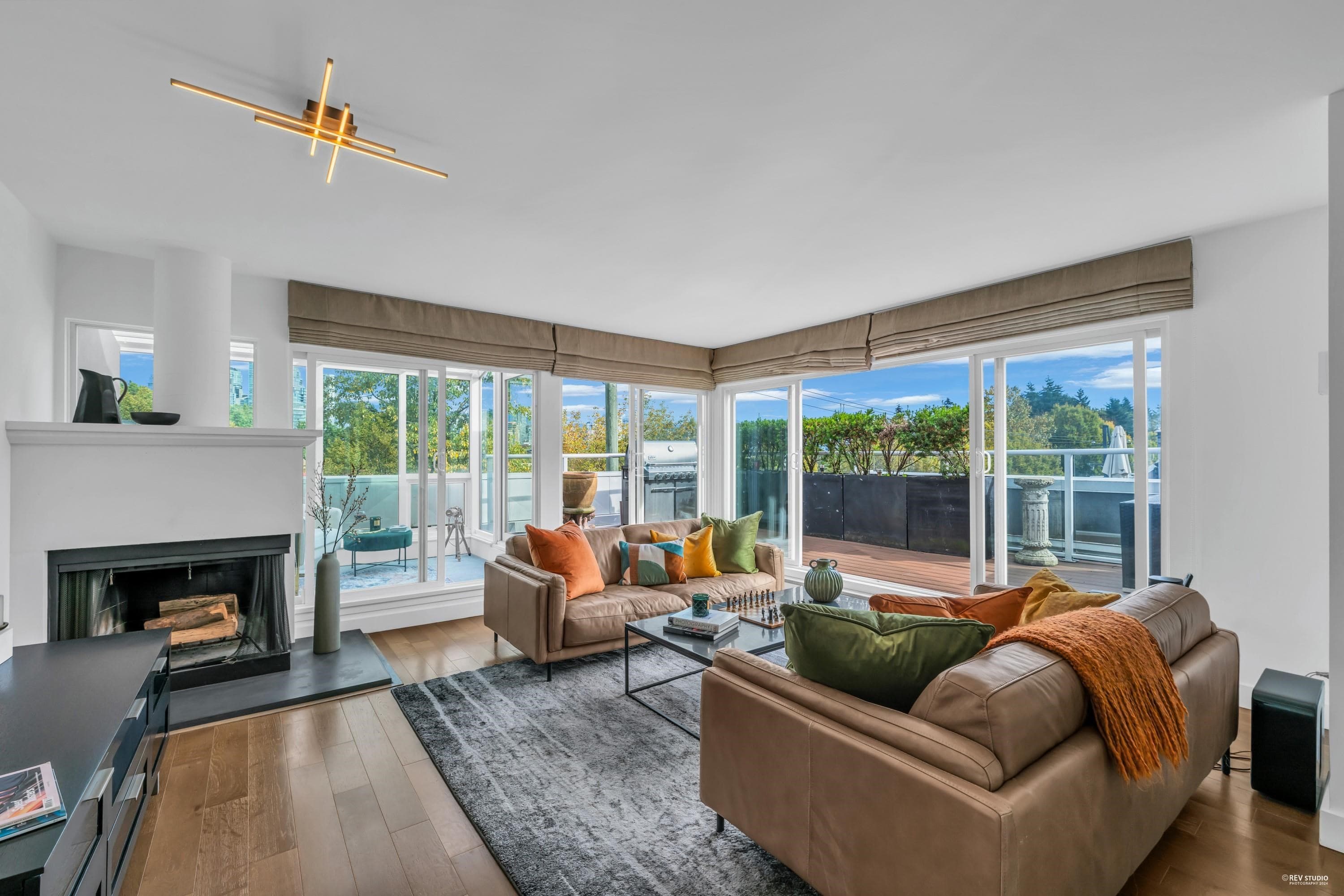 2243 Oak Street, Vancouver, V6H 3W6 — photo 4