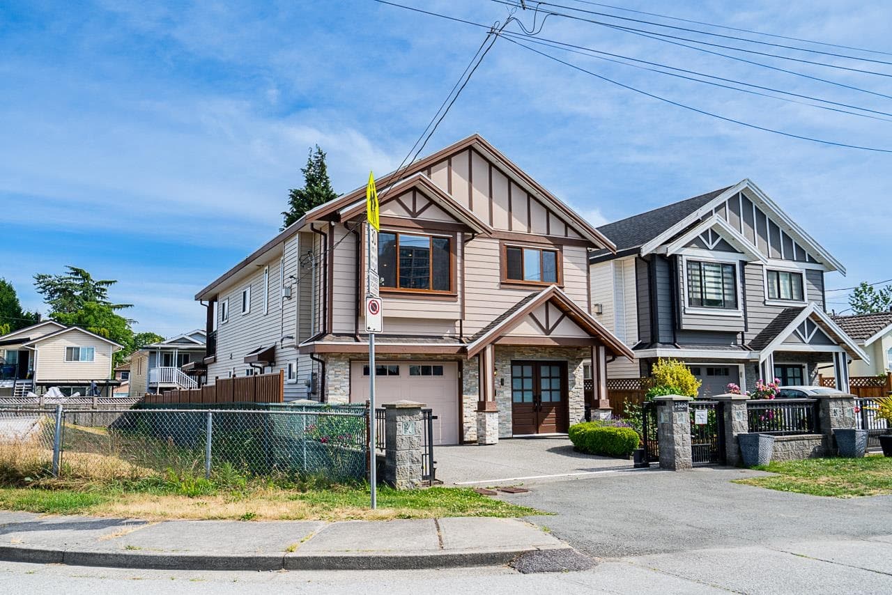 7568 19th Avenue, Burnaby, V3N 1E6 — photo 2