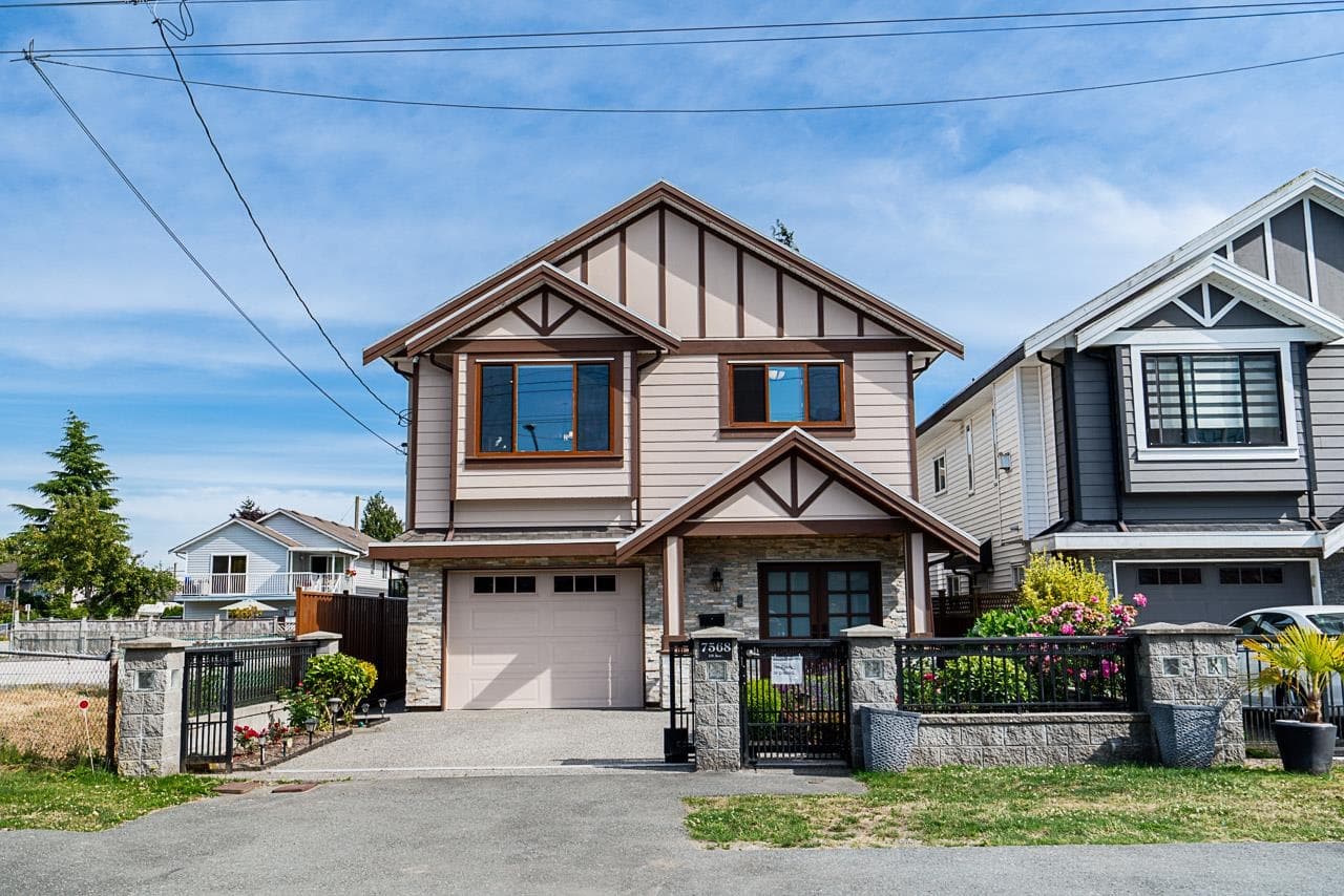 7568 19th Avenue, Burnaby, V3N 1E6 — photo 1