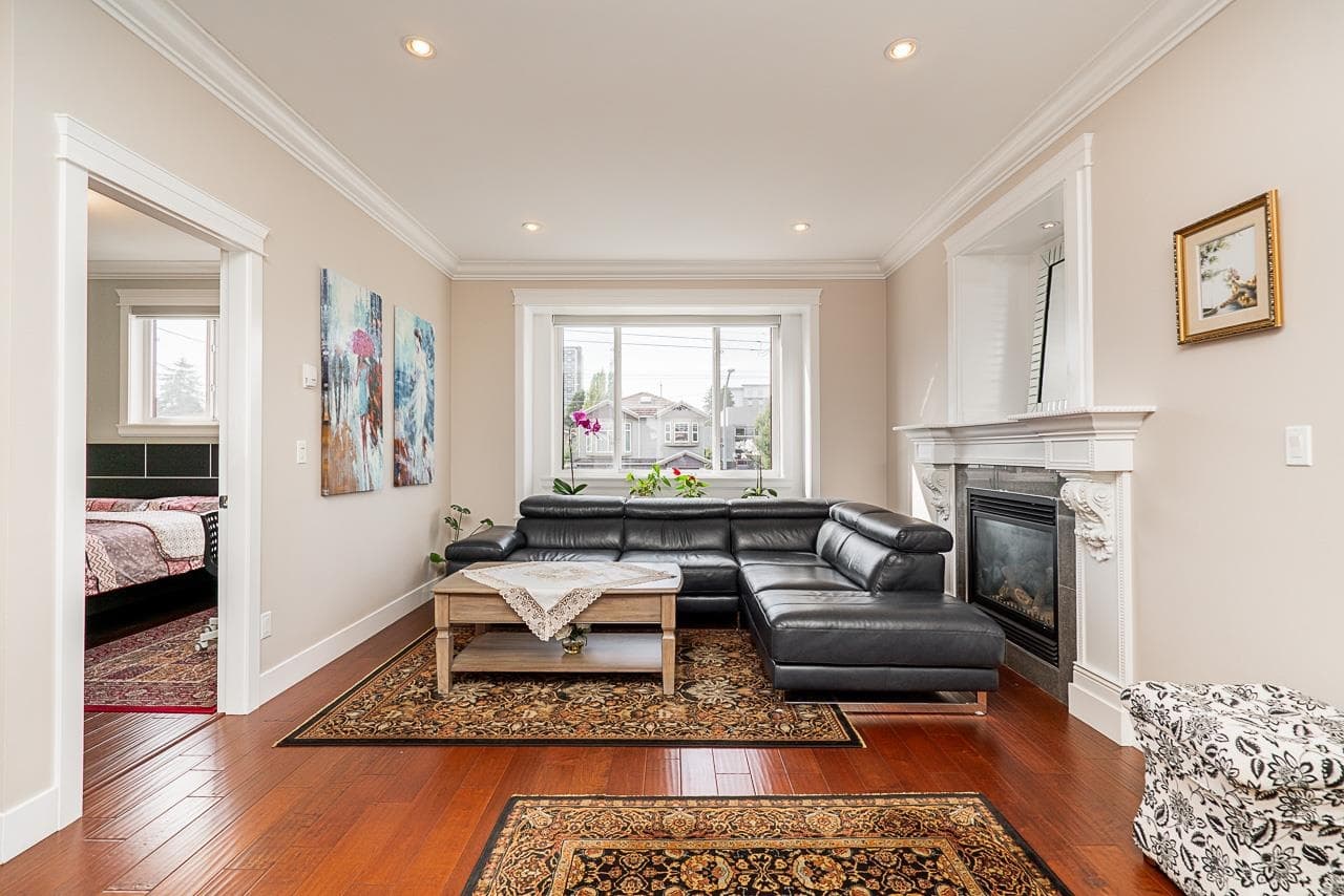 7568 19th Avenue, Burnaby, V3N 1E6 — photo 5