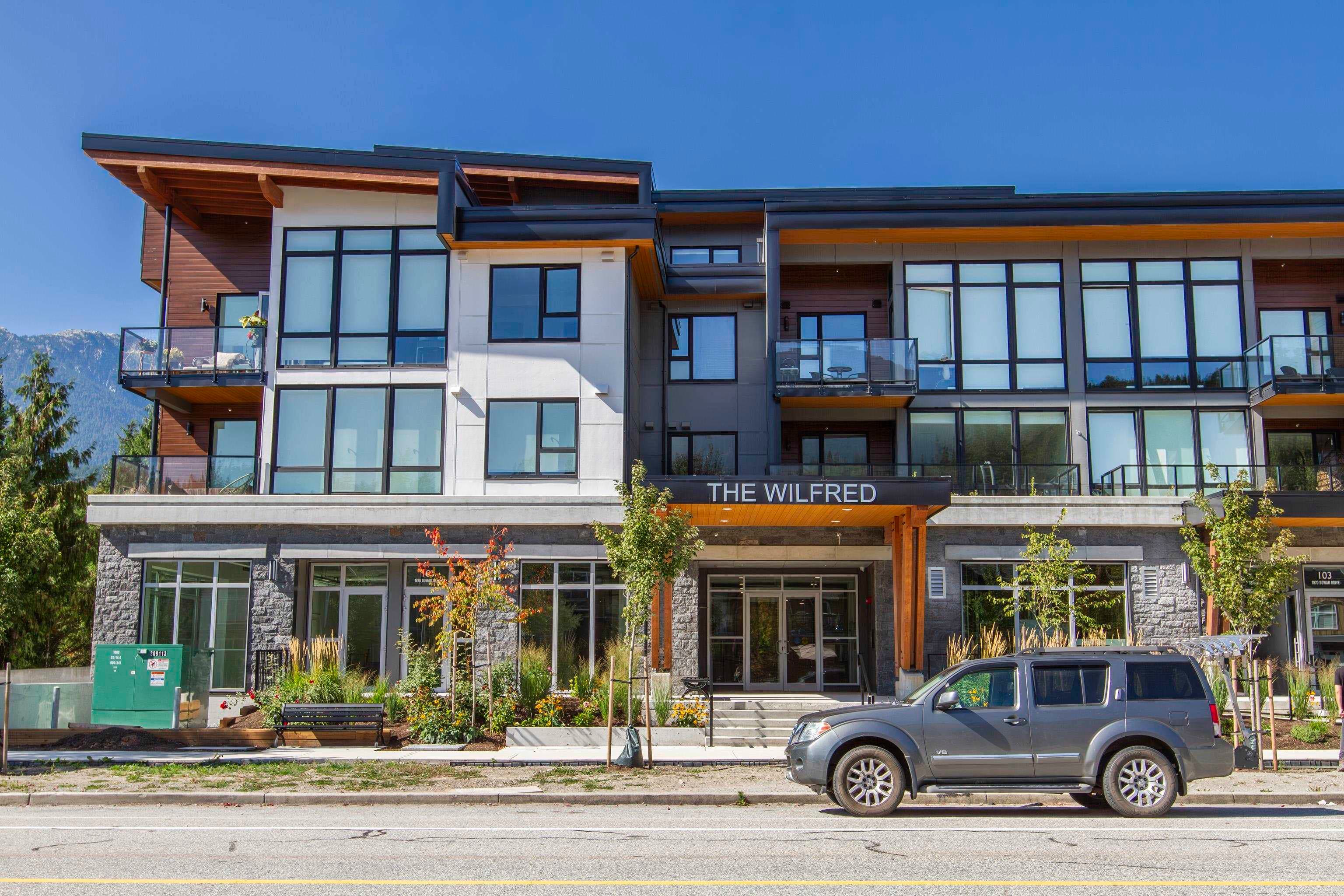 202 - 1870 Dowad Drive, Squamish, V8B 1C4 — photo 1