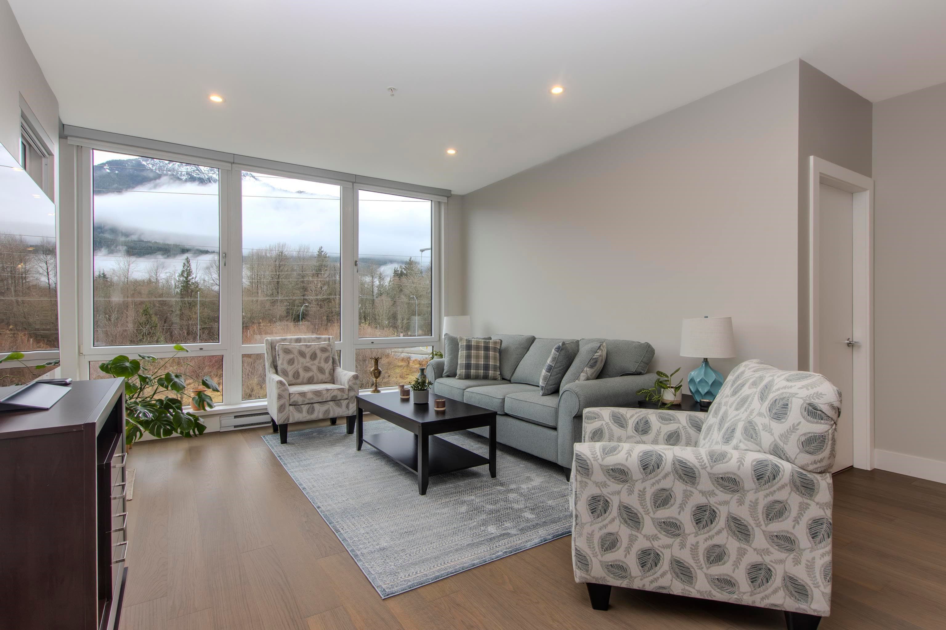 202 - 1870 Dowad Drive, Squamish, V8B 1C4 — photo 5