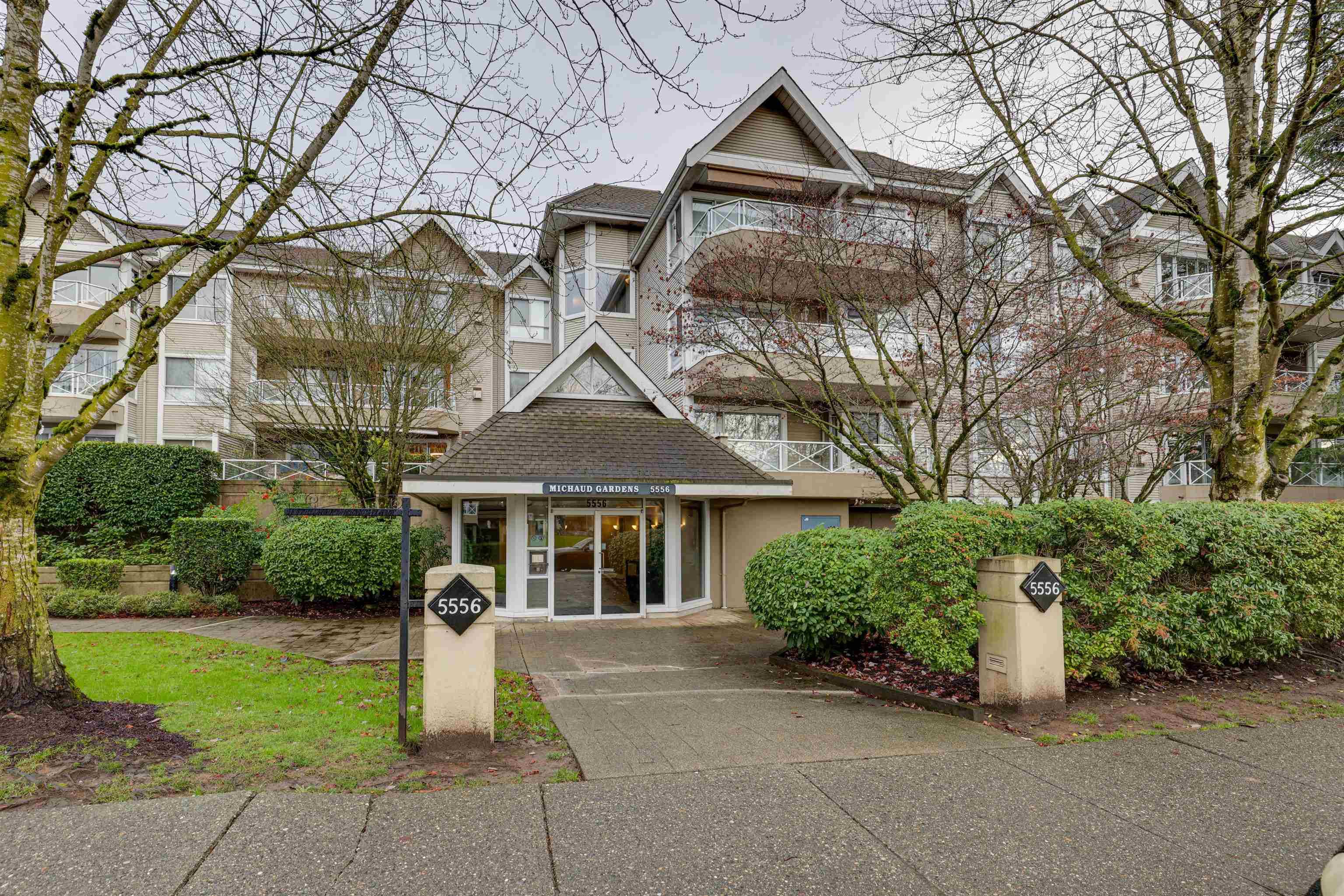 313 - 5556 201a Street, Langley, V3A 8K5 — photo 2