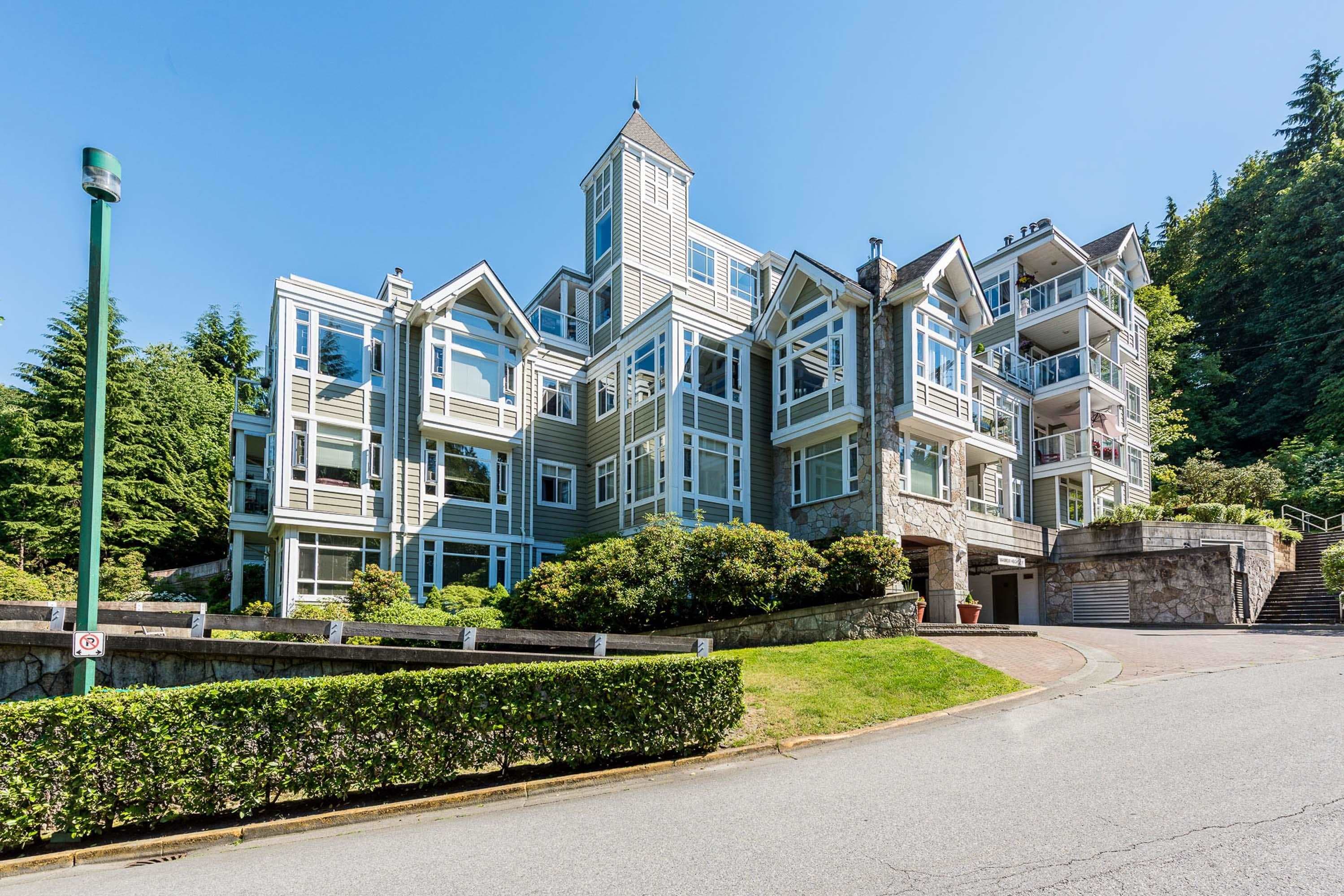 303 - 3001 Terravista Place, Port Moody, V3H 5A2 — photo 4
