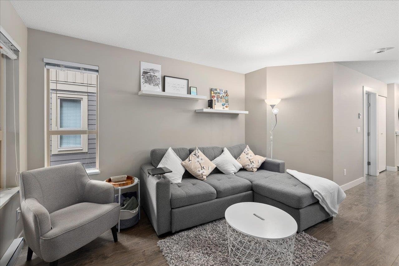 316 - 7131 Stride Avenue, Burnaby, V3N 0E3 — photo 1