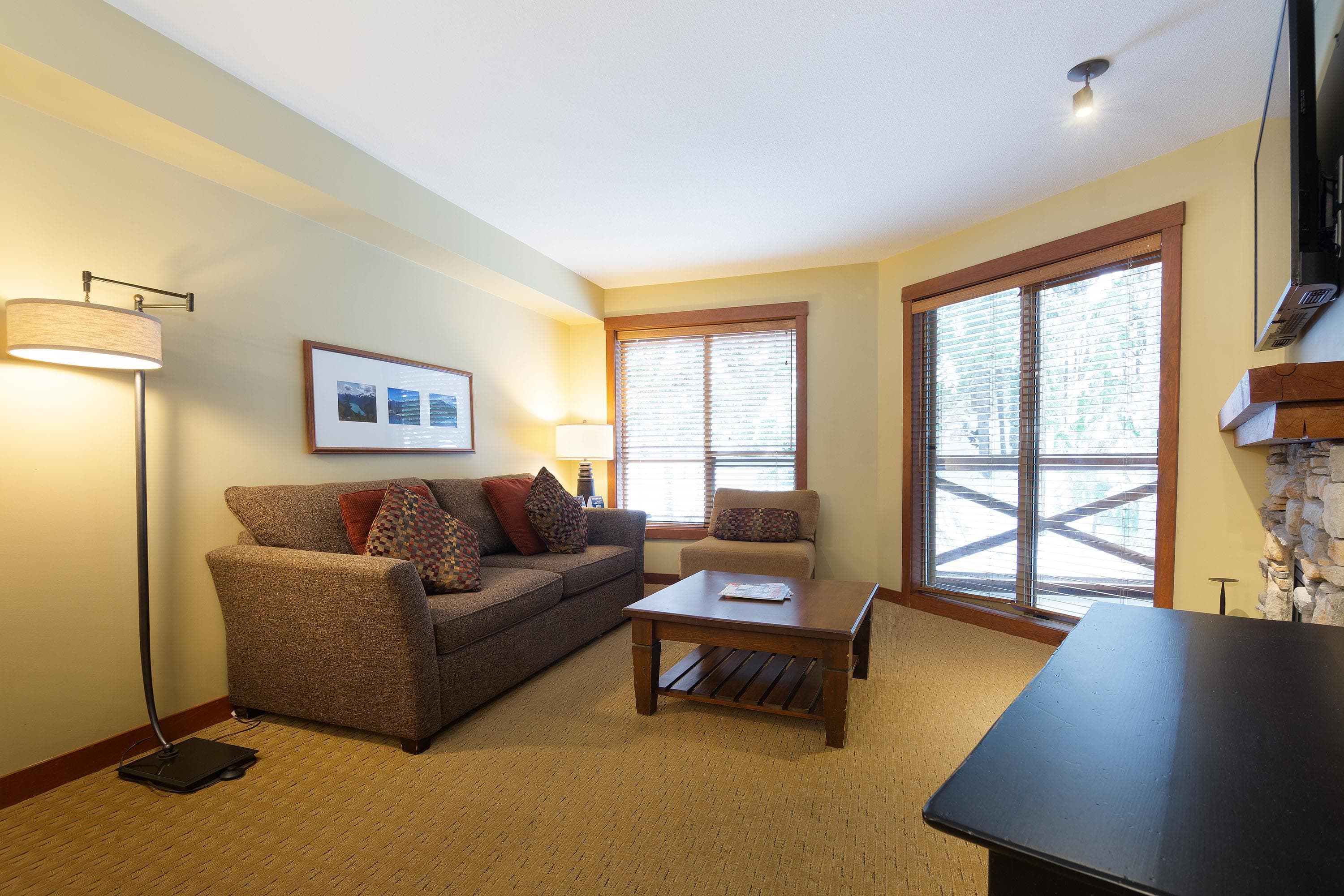 318 G1 - 4653 Blackcomb Way, Whistler, V8E 0Y9 — photo 3