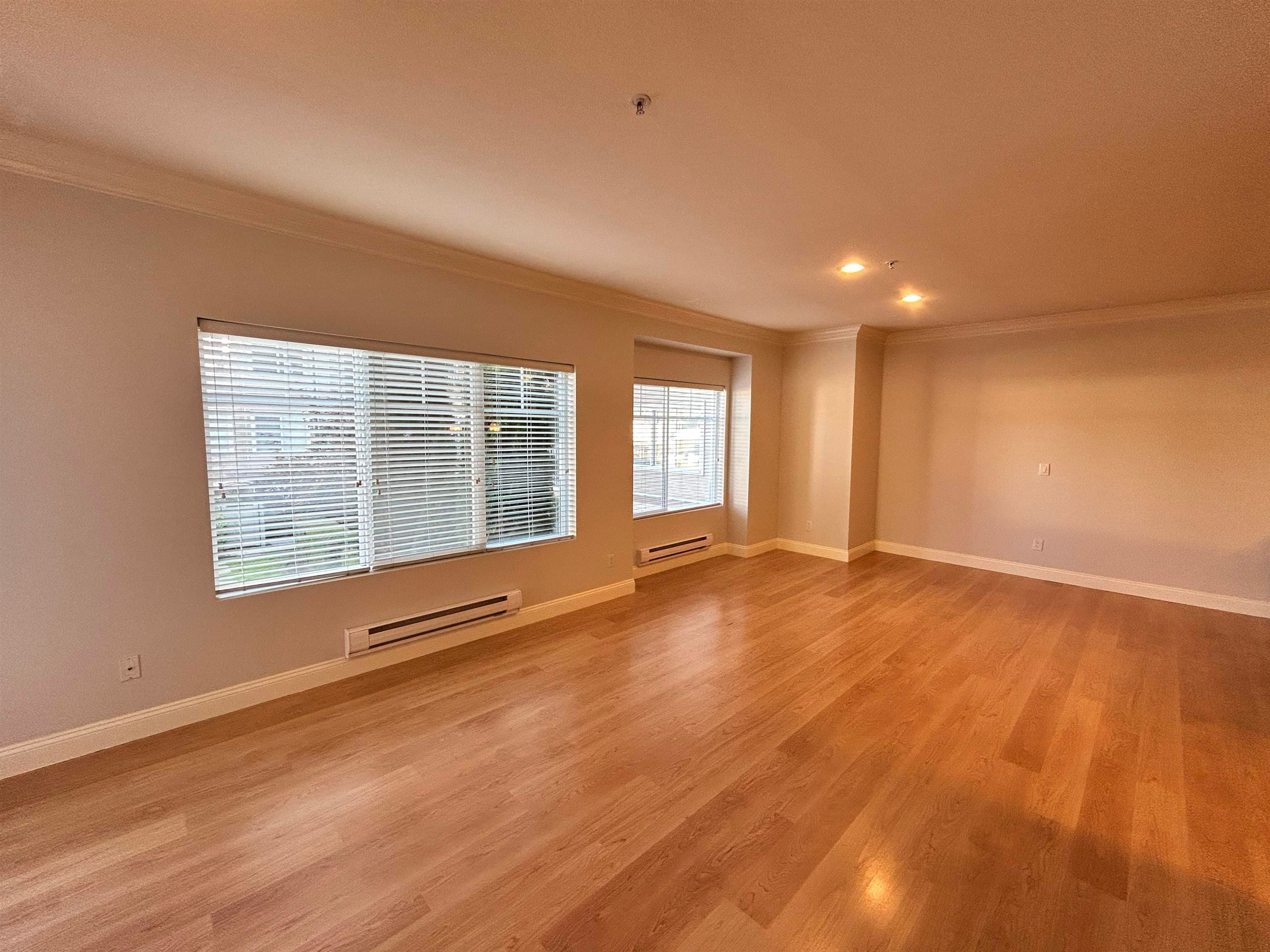 215 - 22150 Dewdney Trunk Road, Maple Ridge, V2X 3H6 — photo 3