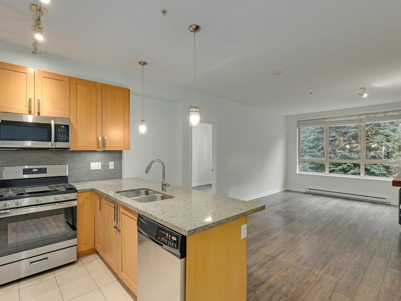 224 - 15918 26 Avenue, Surrey, V3S 5K3 — photo 1