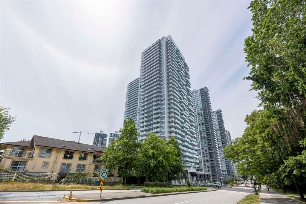 2901 - 13778 100 Avenue, Surrey, V3T 0V3 — photo 1