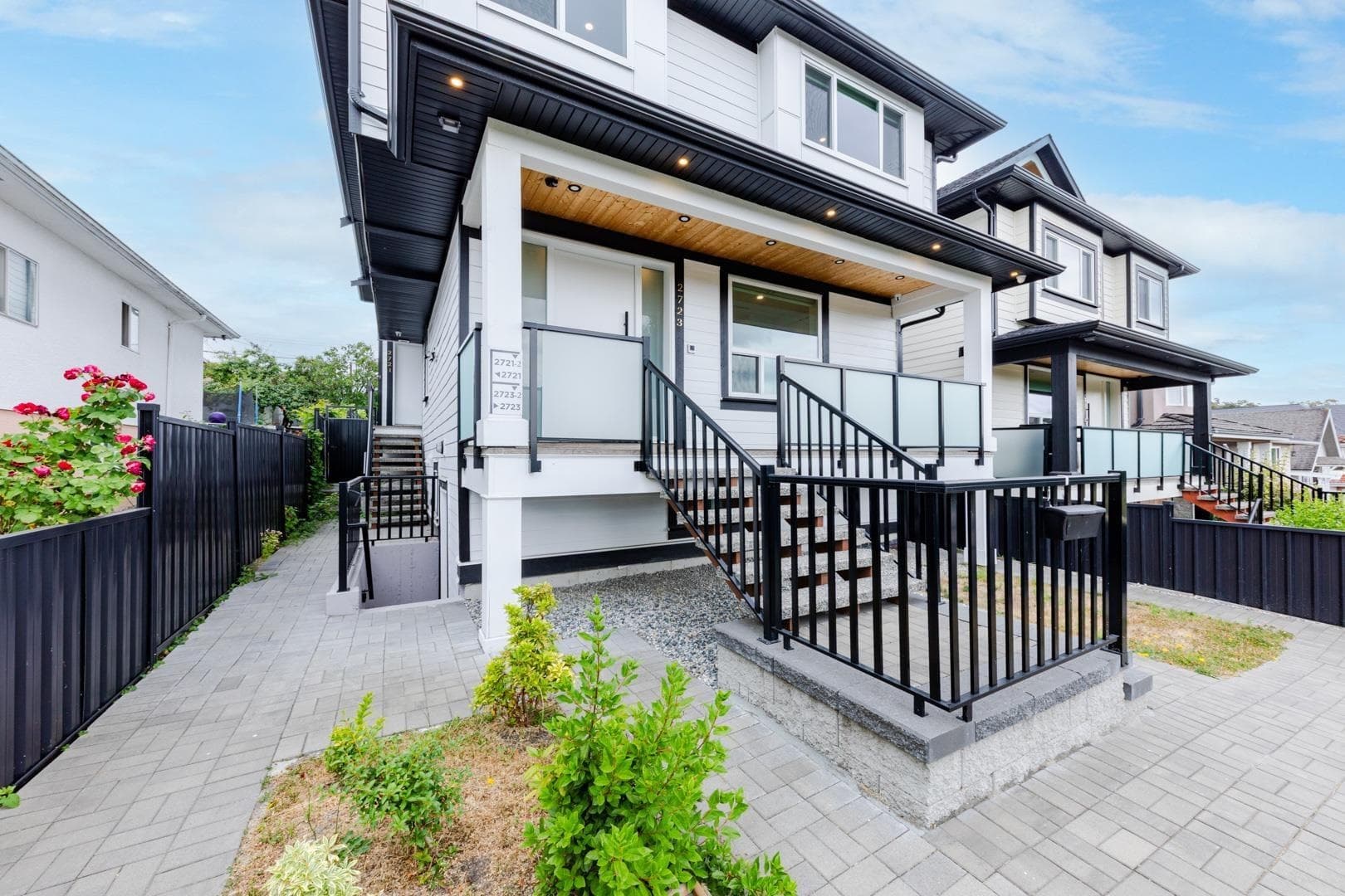 2723 Turner Street, Vancouver, V5K 2G8 — photo 2
