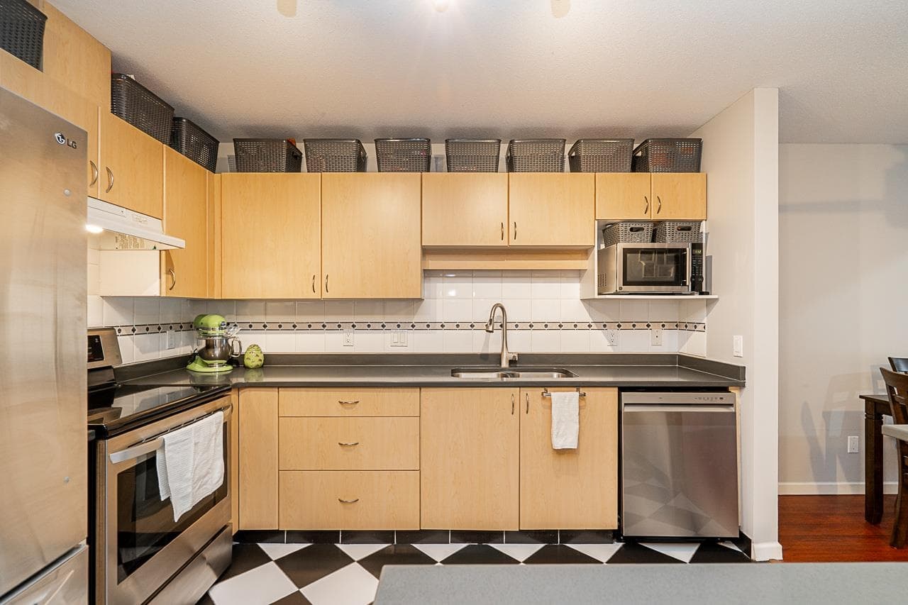 403 - 9668 148 Street, Surrey, V3R 0W2 — photo 3