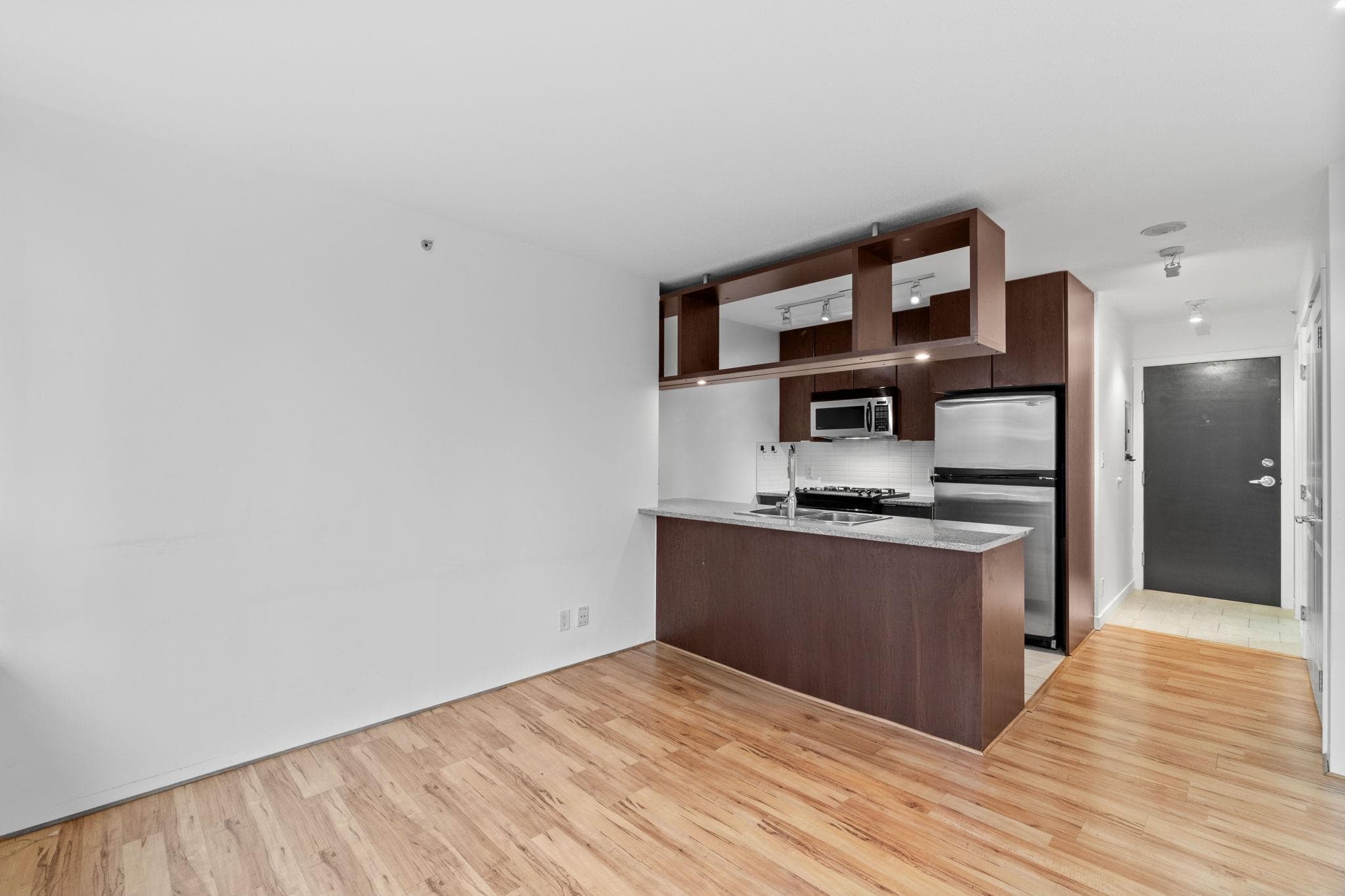 505 - 1001 Richards Street, Vancouver, V6B 1J6 — photo 2