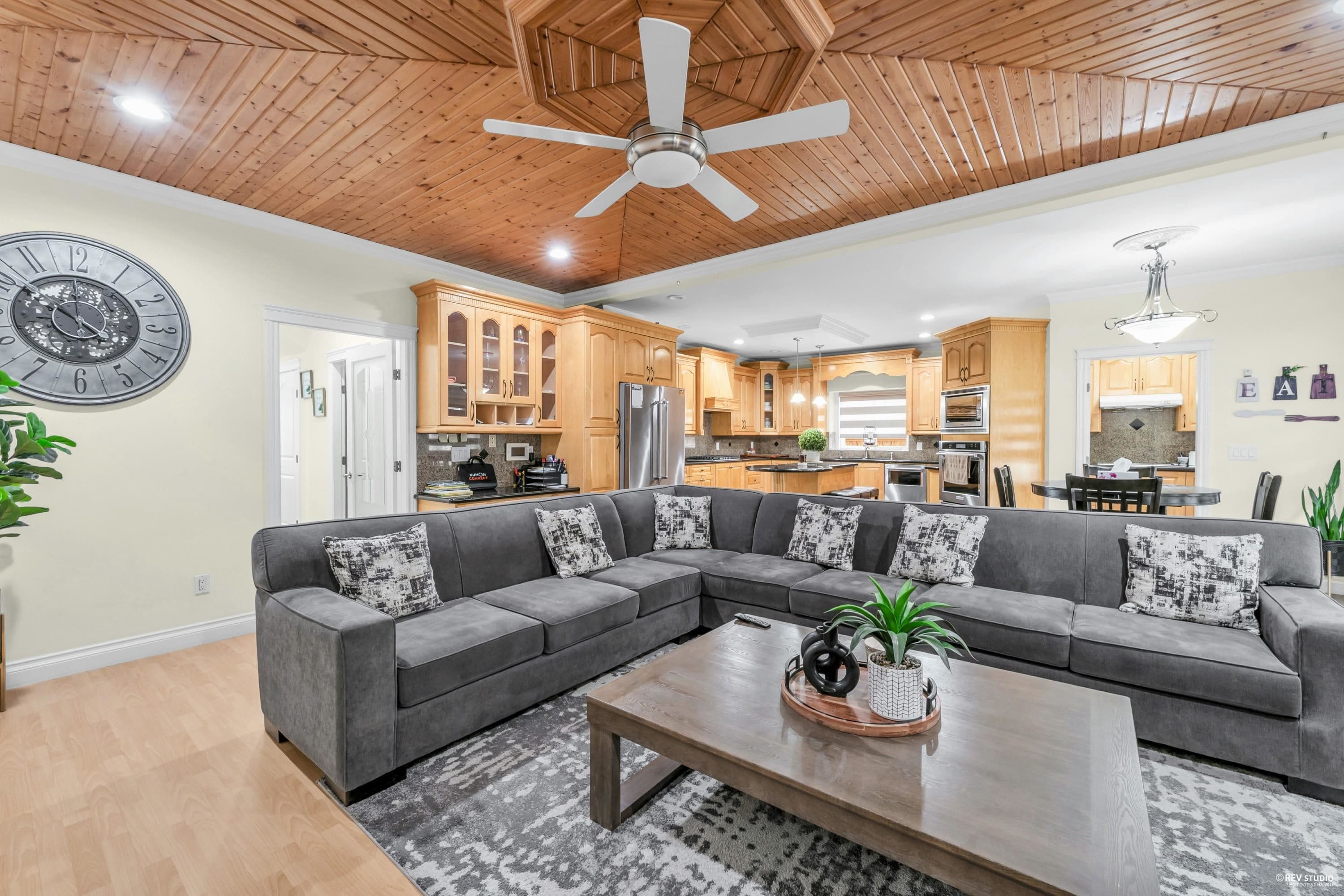 13239 89 Avenue, Surrey, V3V 1A6 — photo 2