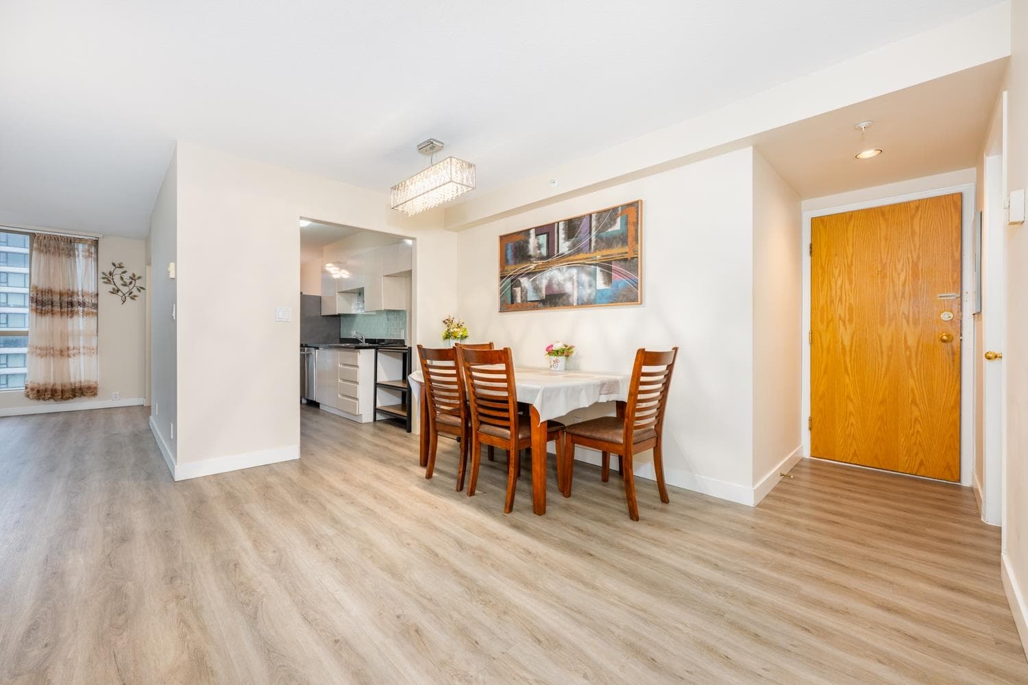 703 - 7995 Westminster Highway, Richmond, V6X 3Y5 — photo 2