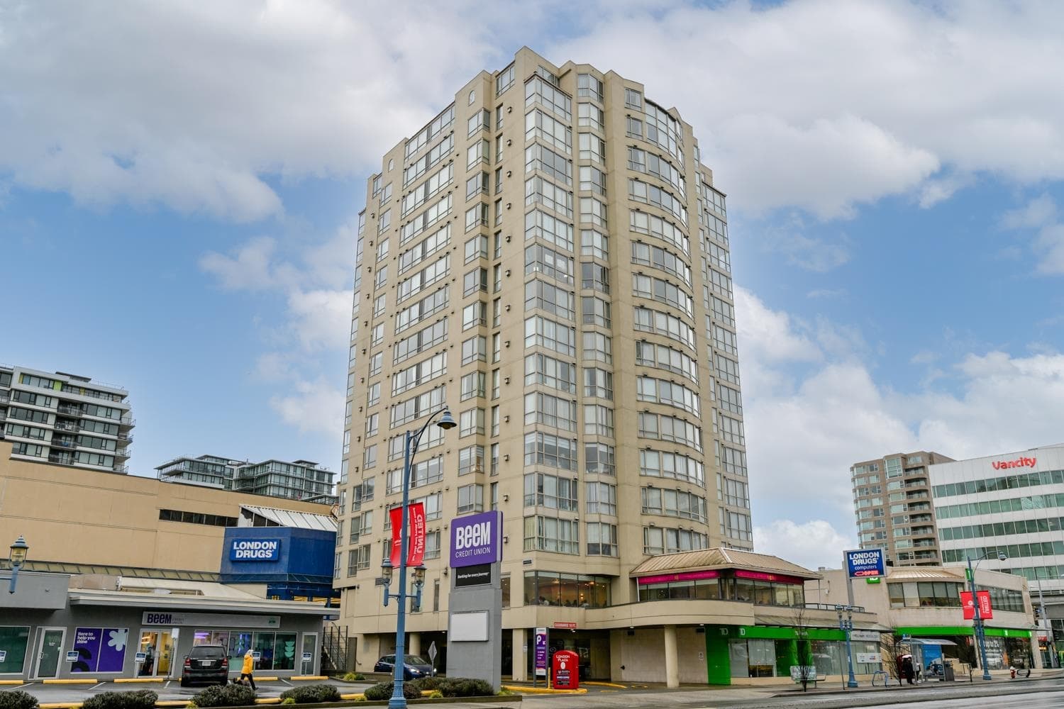 703 - 7995 Westminster Highway, Richmond, V6X 3Y5 — photo 1