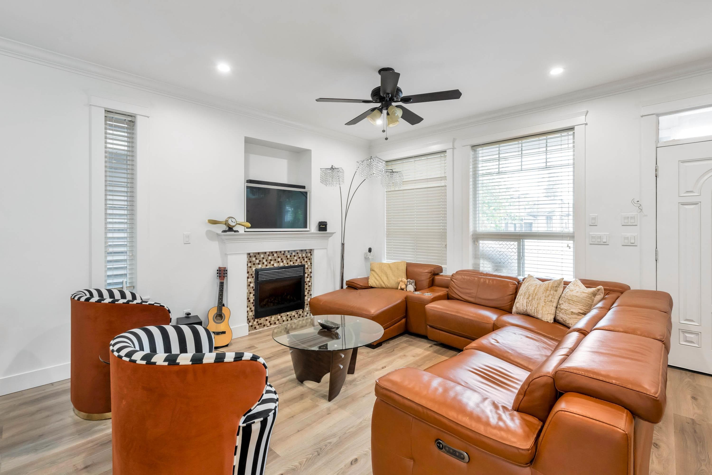 5930 128 Street, Surrey, V3X 1T3 — photo 4
