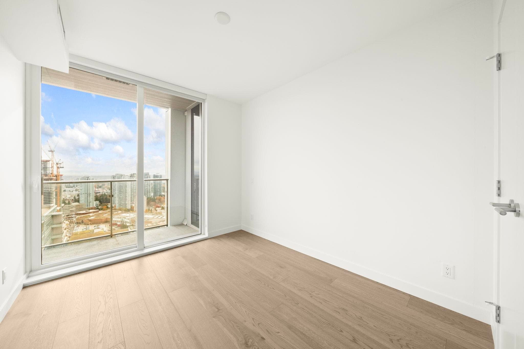 4009 - 6000 Mckay Avenue, Burnaby, V5H 0K2 — photo 2