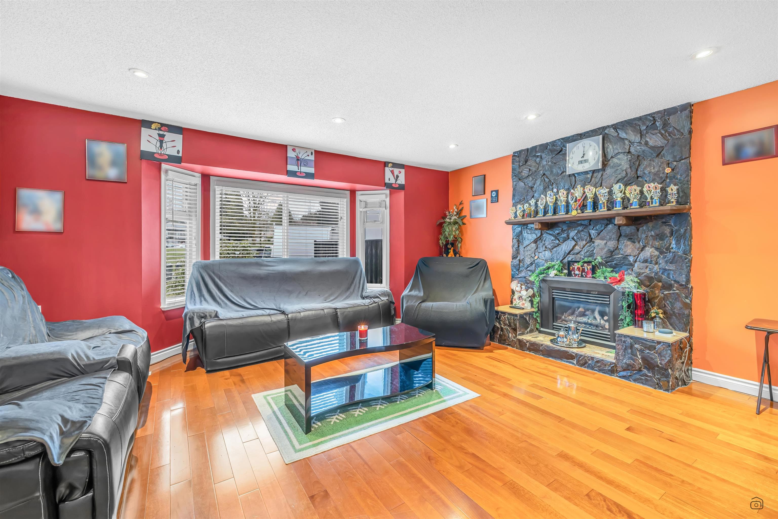 13277 64a Avenue, Surrey, V3W 7H9 — photo 3