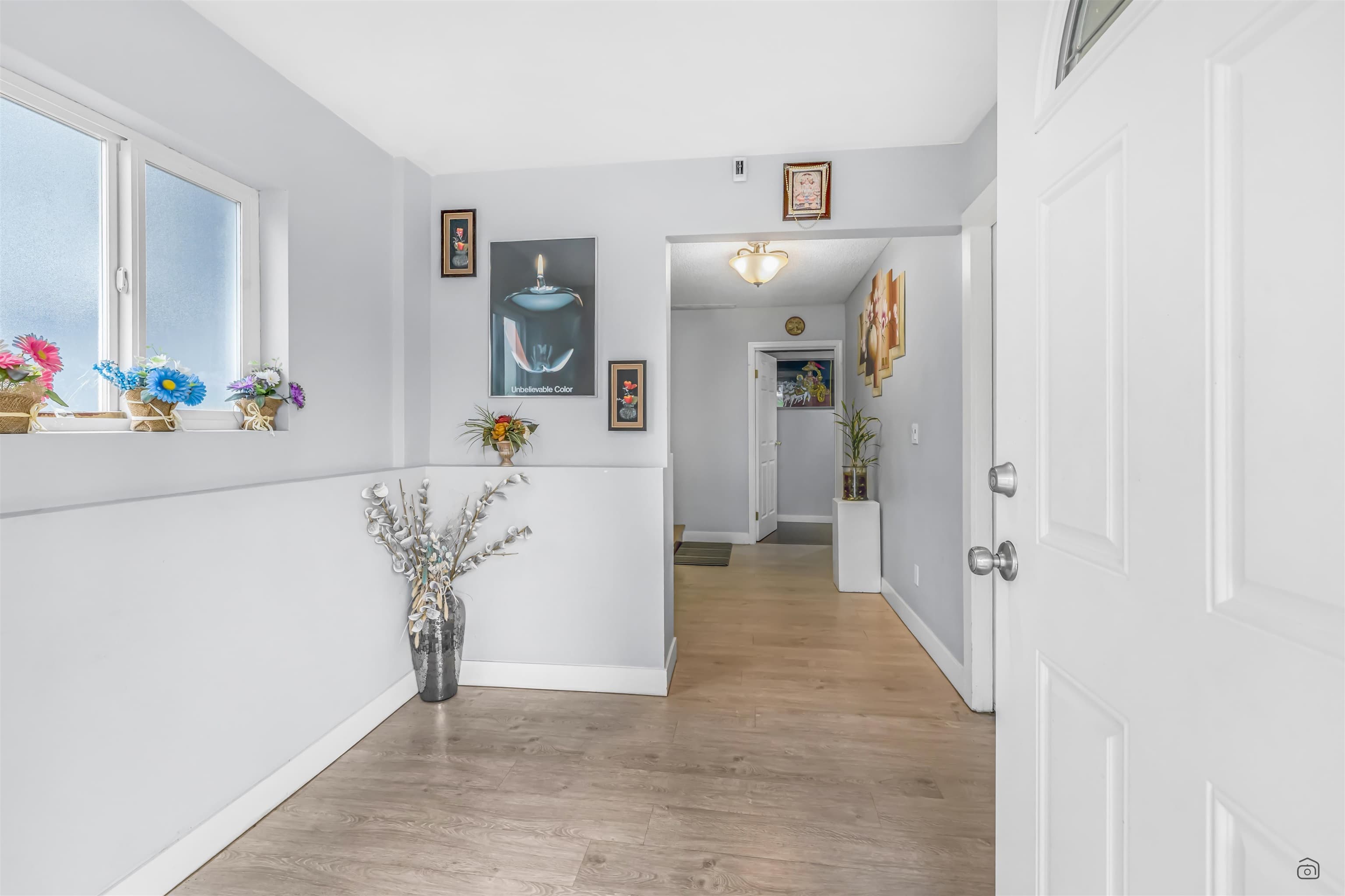 13277 64a Avenue, Surrey, V3W 7H9 — photo 1