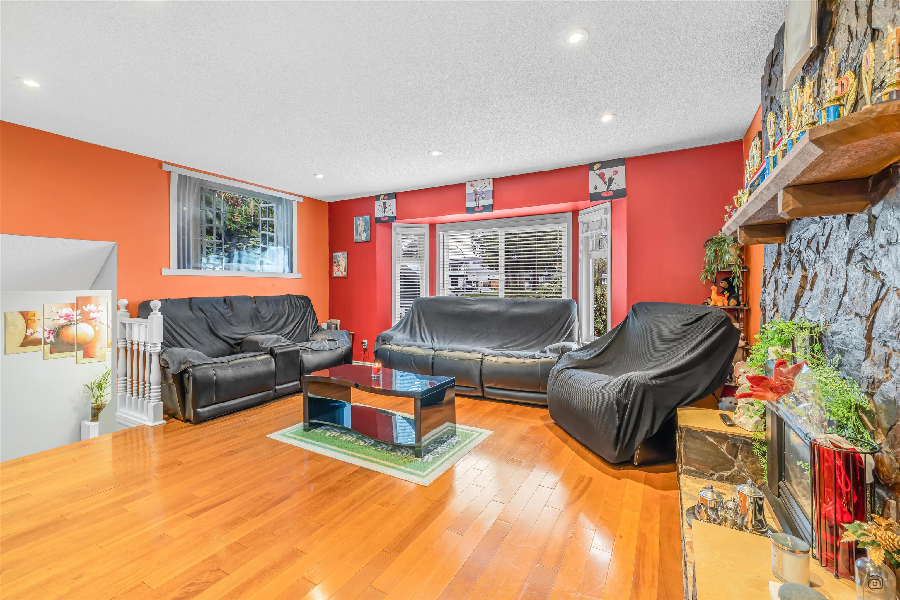 13277 64a Avenue, Surrey, V3W 7H9 — photo 5