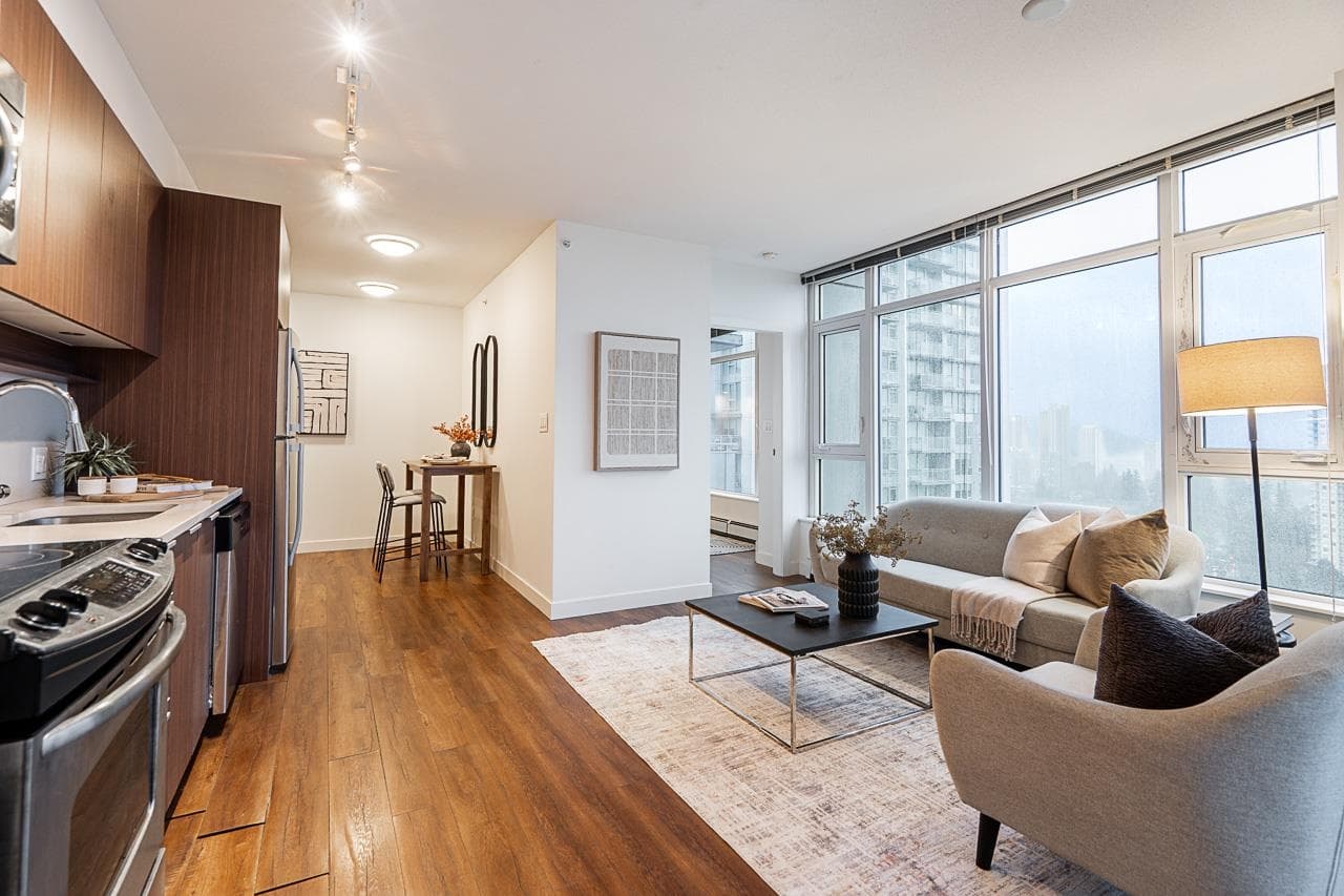 2306 - 13308 Central Avenue, Surrey, V3T 0M4 — photo 3
