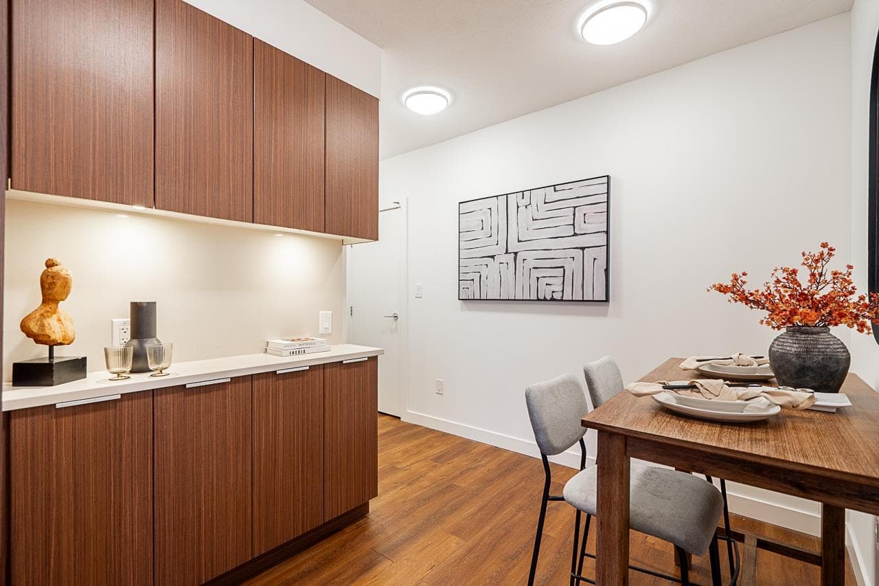 2306 - 13308 Central Avenue, Surrey, V3T 0M4 — photo 5